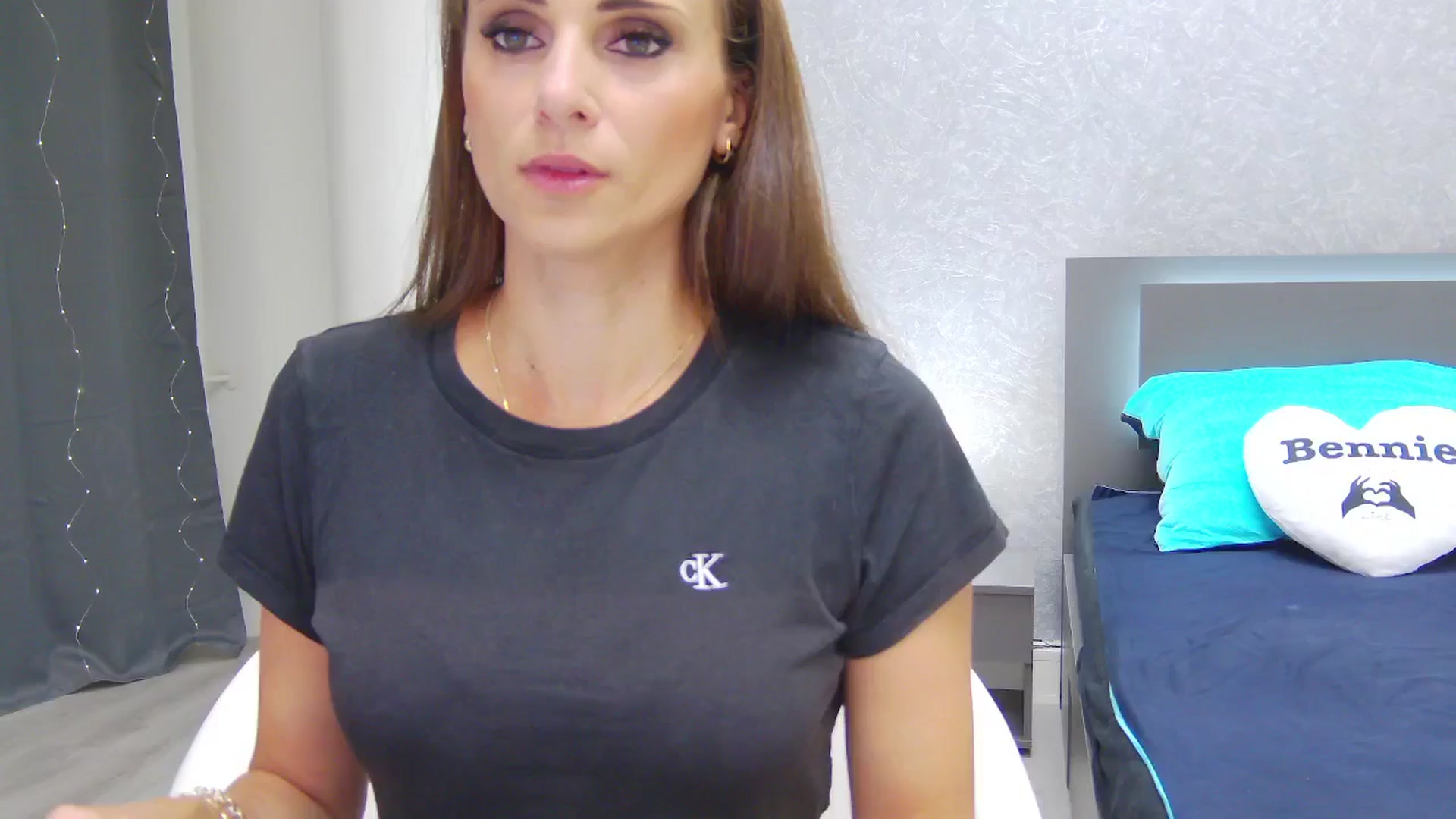Gallery image thumbnail from CuteSisi's myfreecams stream on, 06/23/2025, 21:46 image 3 of 20