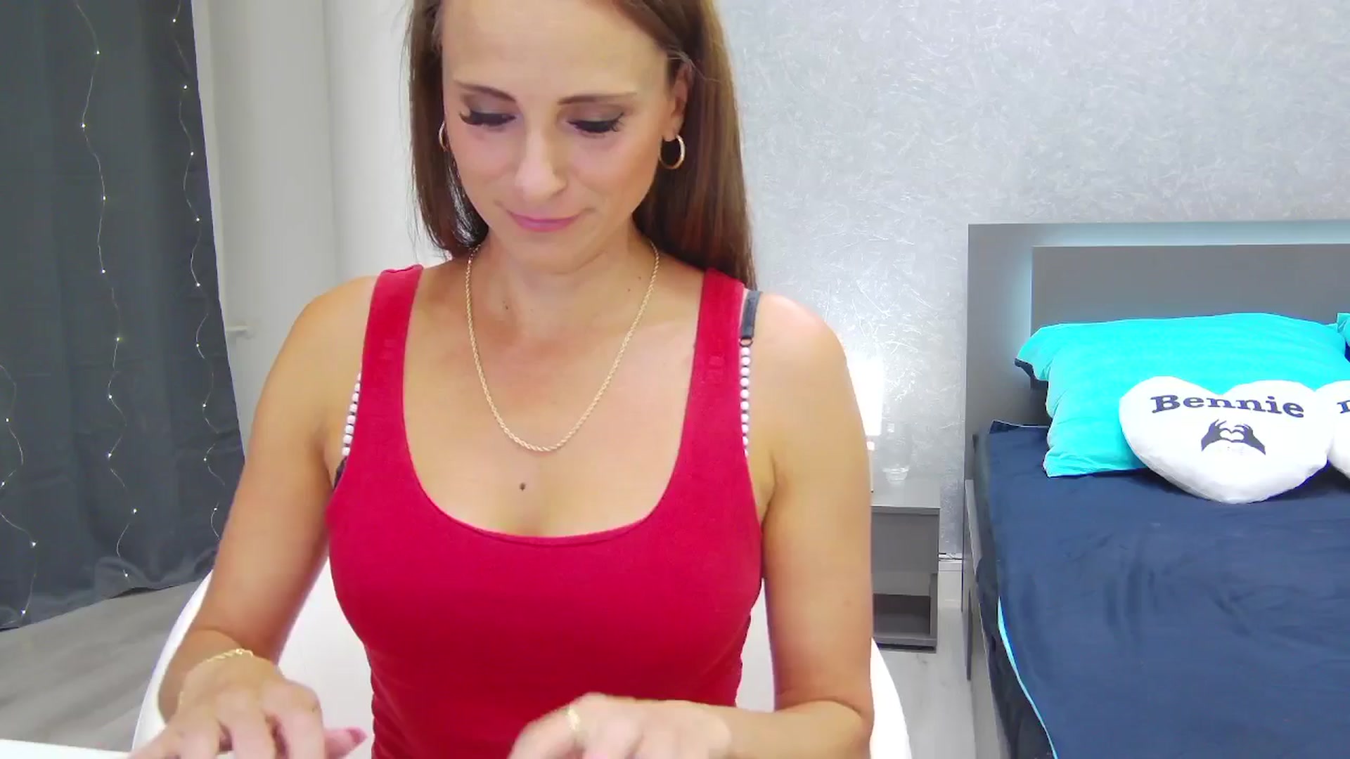 Gallery image thumbnail from CuteSisi's myfreecams stream on, 07/05/2025, 21:21 image 6 of 20