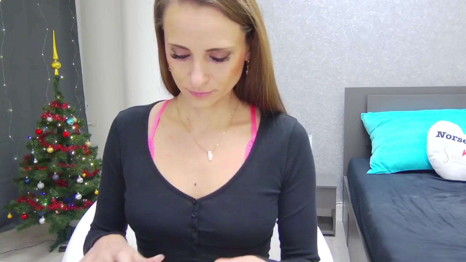 Gallery image thumbnail from CuteSisi's myfreecams stream on, 01/11/2026, 24:25 image 5 of 20