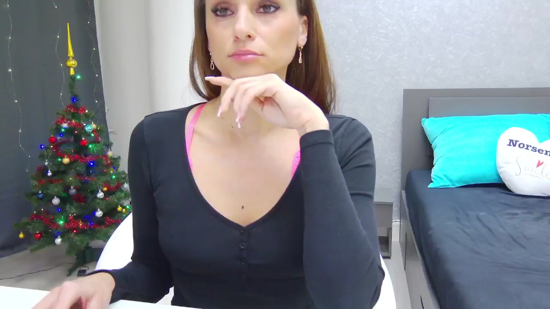 Gallery image thumbnail from CuteSisi's myfreecams stream on, 01/11/2026, 24:25 image 9 of 20