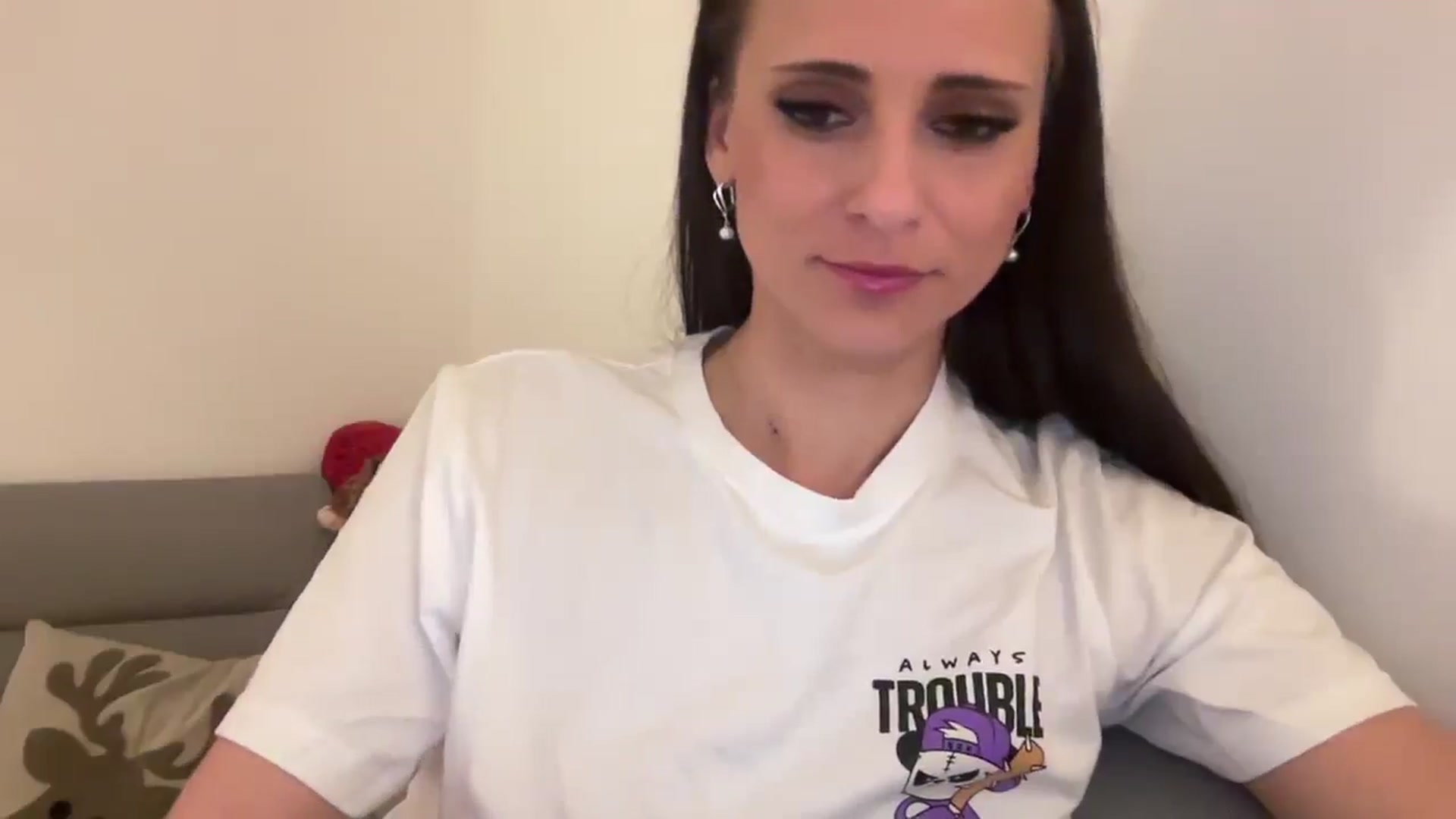 Gallery image thumbnail from CuteSisi's myfreecams stream on, 03/15/2026, 01:06 image 8 of 20