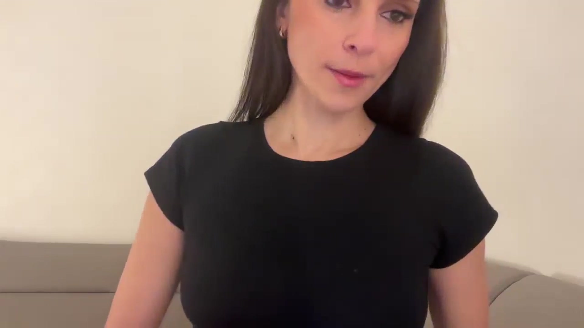 Gallery image thumbnail from CuteSisi's myfreecams stream on, 03/22/2026, 23:40 image 4 of 20