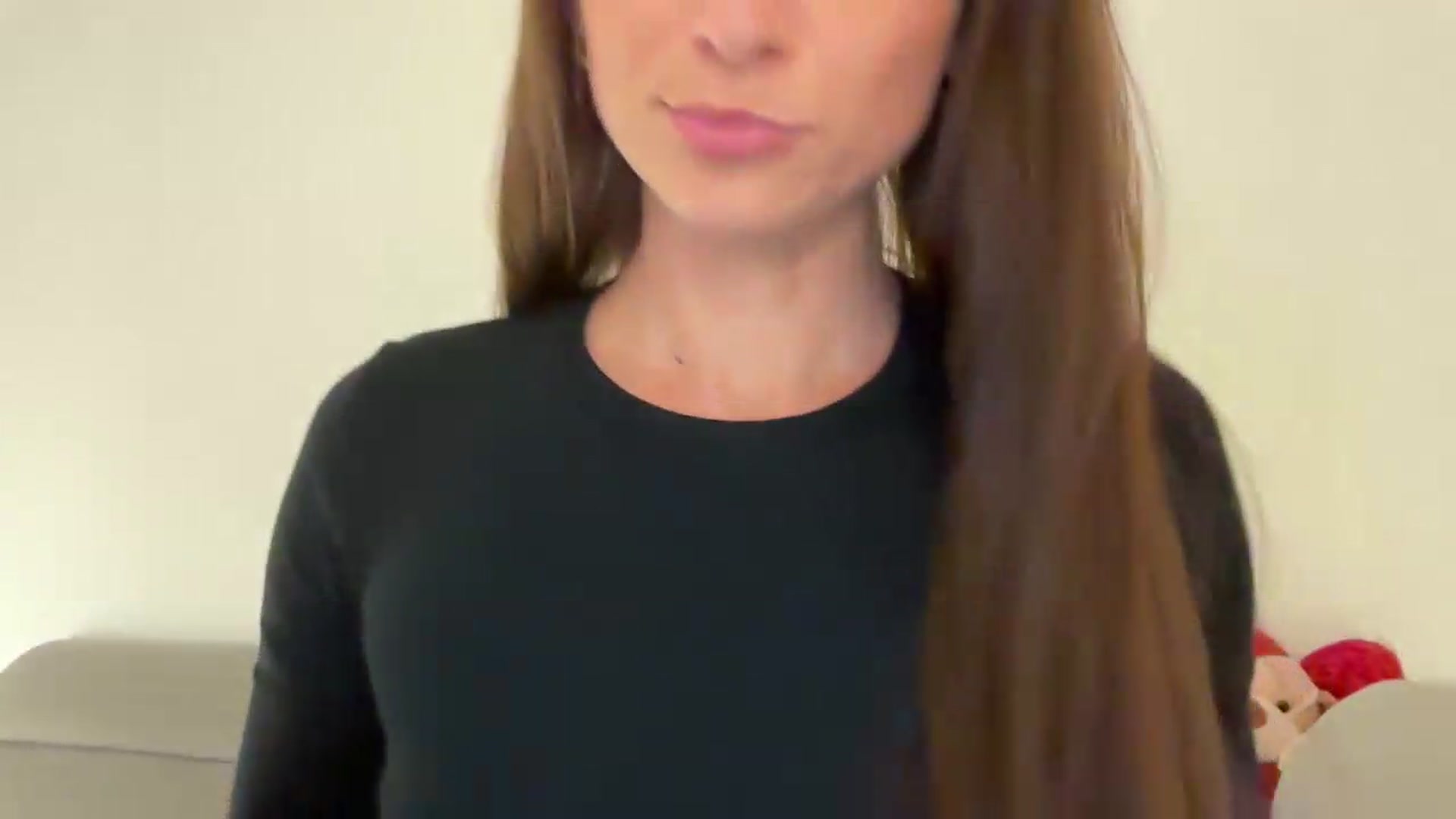 Gallery image thumbnail from CuteSisi's myfreecams stream on, 05/14/2026, 24:39 image 12 of 20