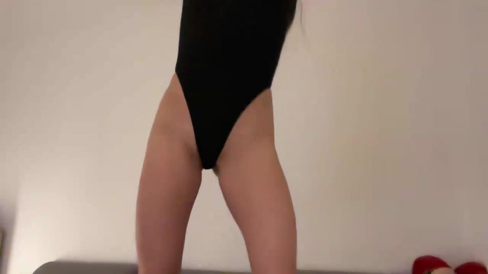 Gallery image thumbnail from CuteSisi's myfreecams stream on, 05/14/2026, 24:39 image 18 of 20