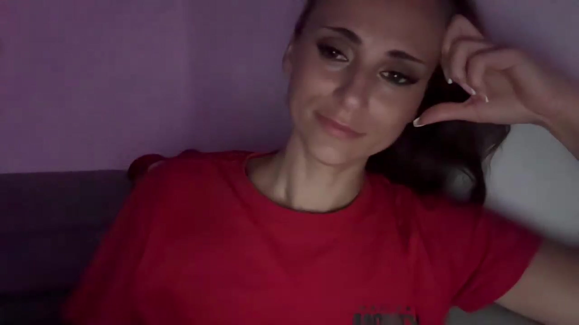 Gallery image thumbnail from CuteSisi's myfreecams stream on, 05/26/2026, 24:31 image 14 of 20