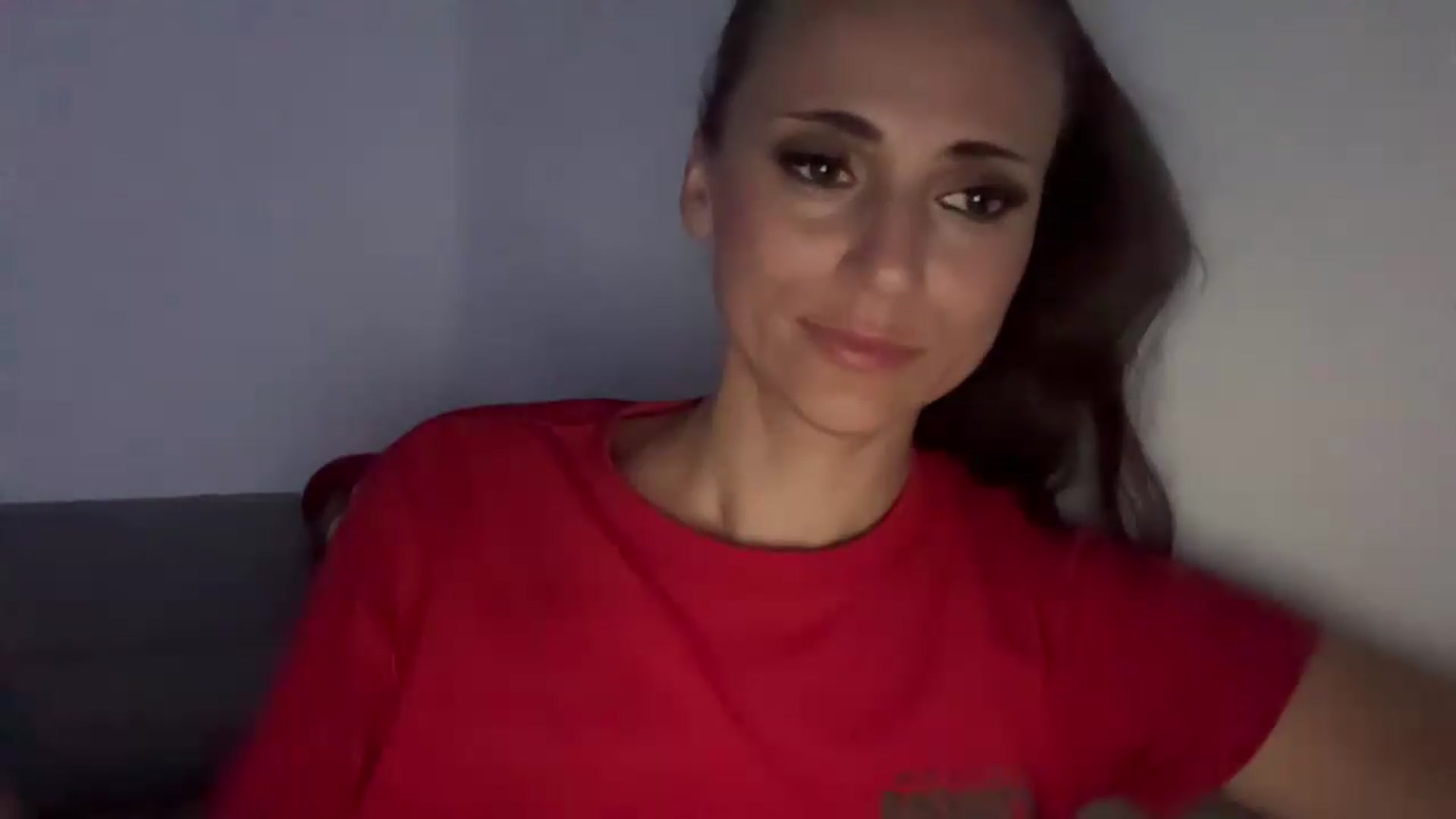 Gallery image thumbnail from CuteSisi's myfreecams stream on, 05/26/2026, 24:31 image 6 of 20