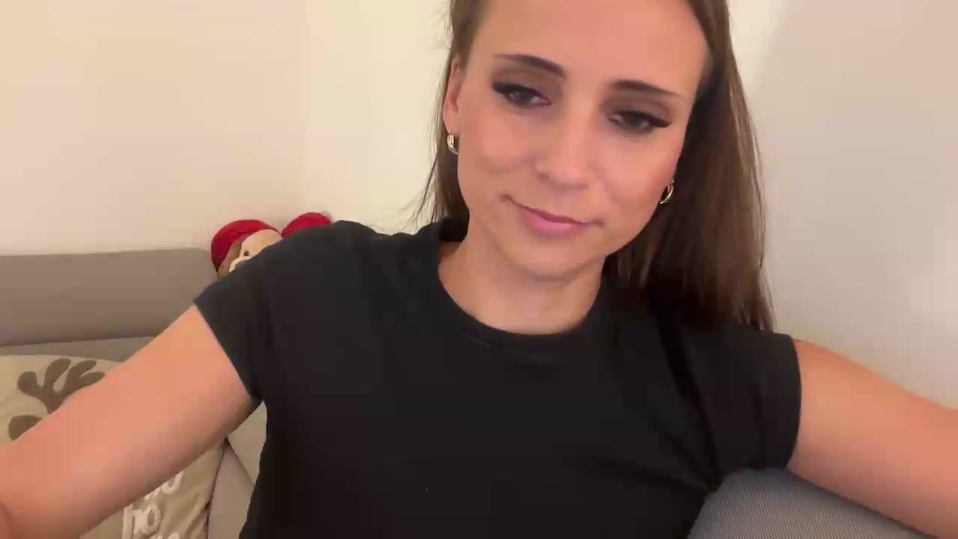 Gallery image thumbnail from CuteSisi's myfreecams stream on, 06/03/2026, 23:53 image 17 of 20