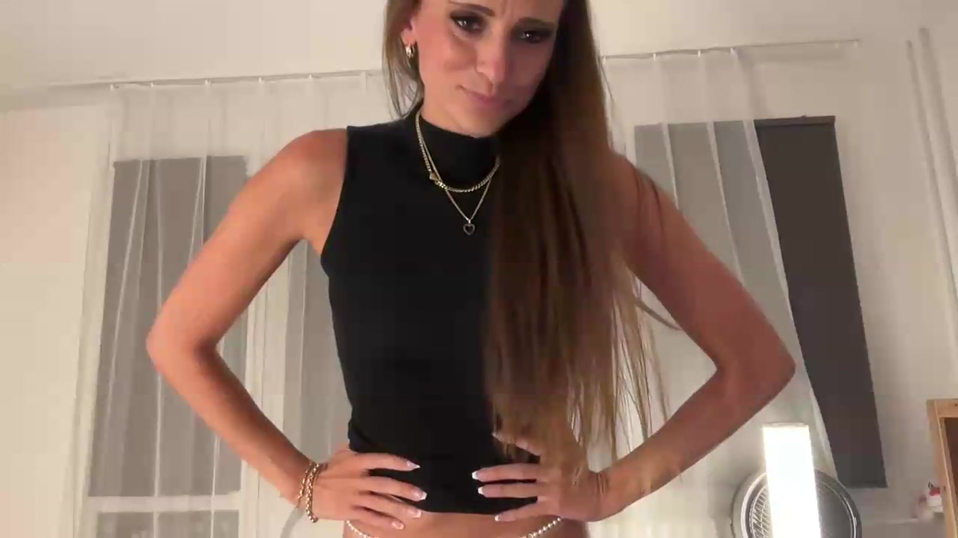 Gallery image thumbnail from CuteSisi's myfreecams stream on, 07/05/2026, 24:12 image 12 of 20