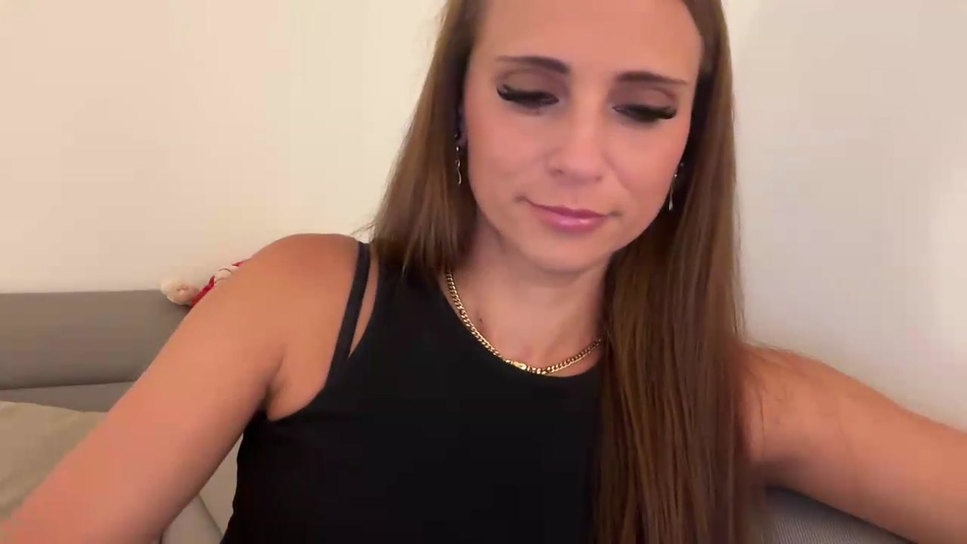 Gallery image thumbnail from CuteSisi's myfreecams stream on, 07/08/2026, 22:13 image 18 of 20