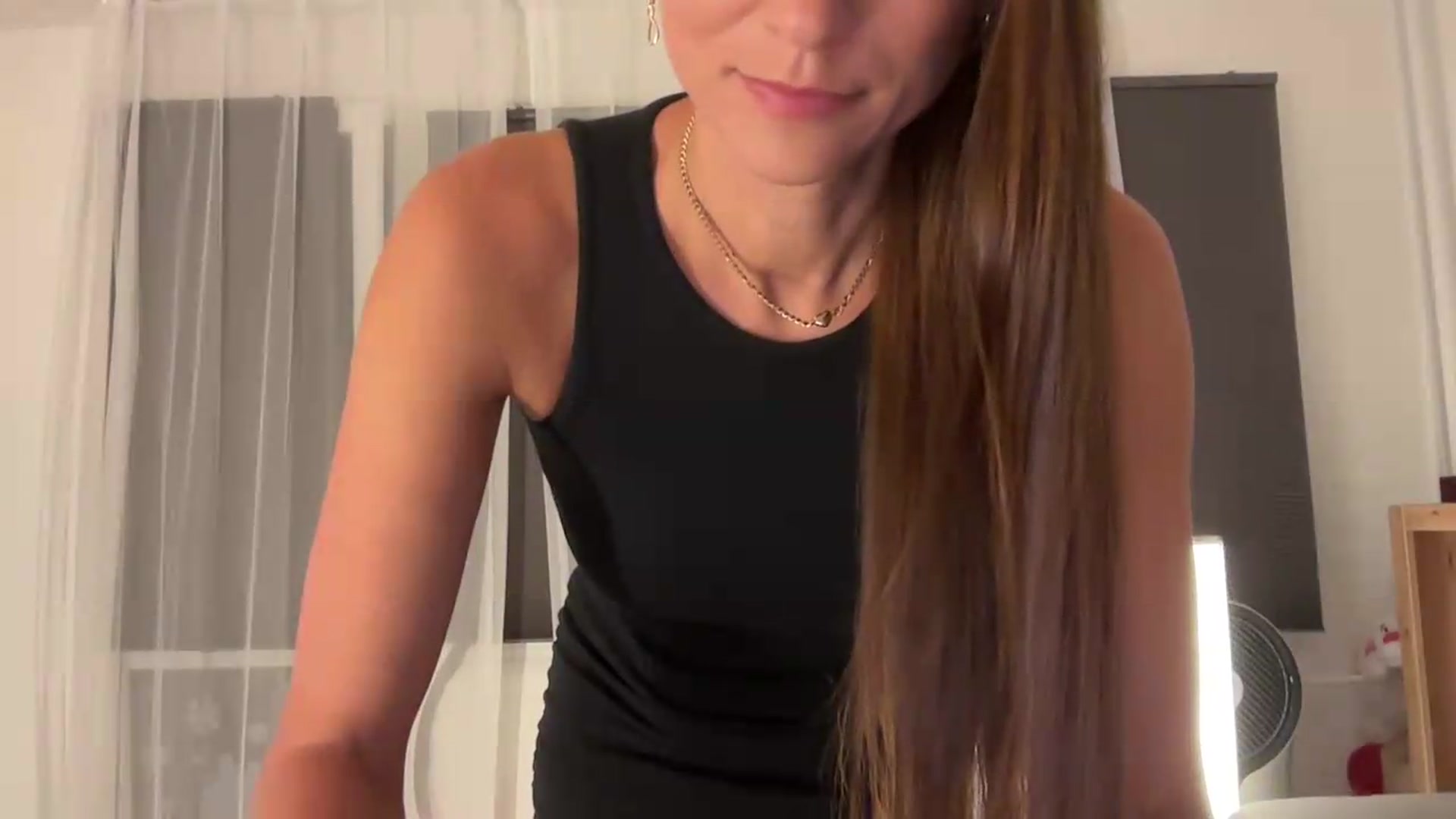 Gallery image thumbnail from CuteSisi's myfreecams stream on, 07/09/2026, 24:58 image 5 of 20