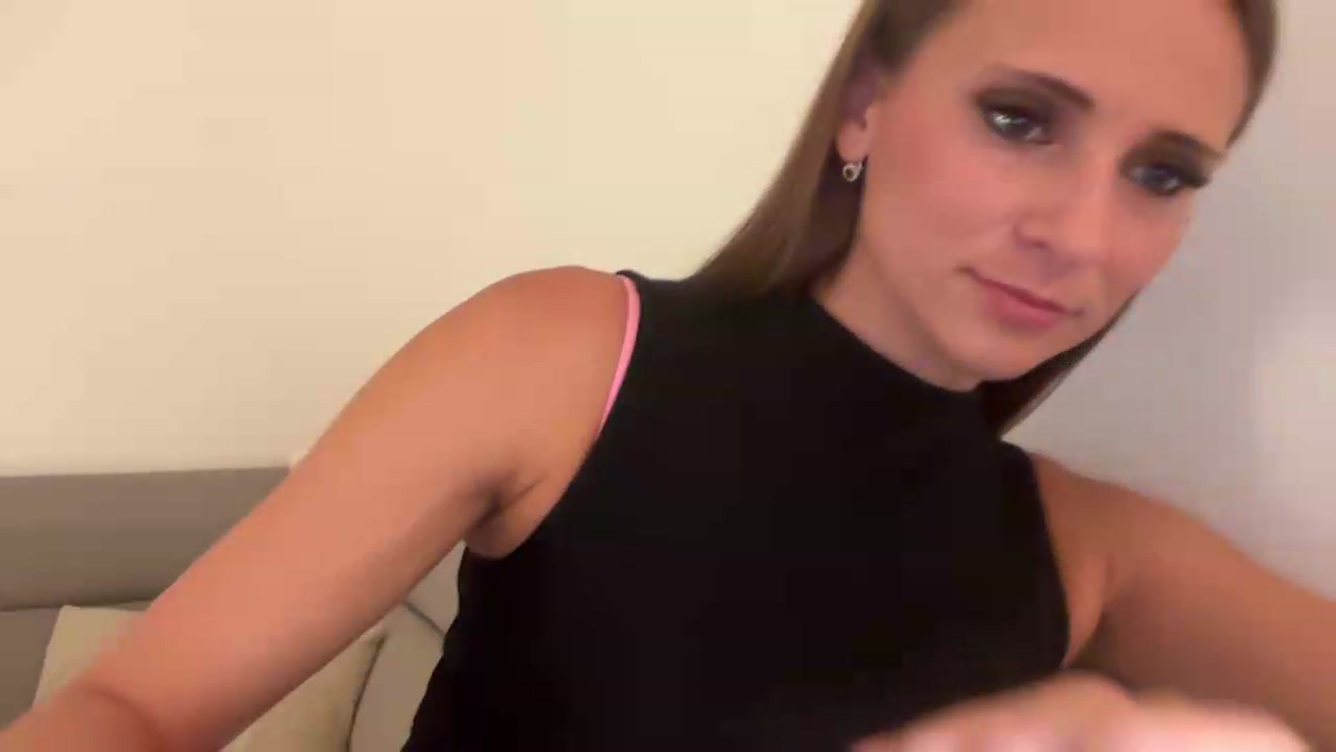 Gallery image thumbnail from CuteSisi's myfreecams stream on, 07/13/2026, 23:11 image 5 of 20
