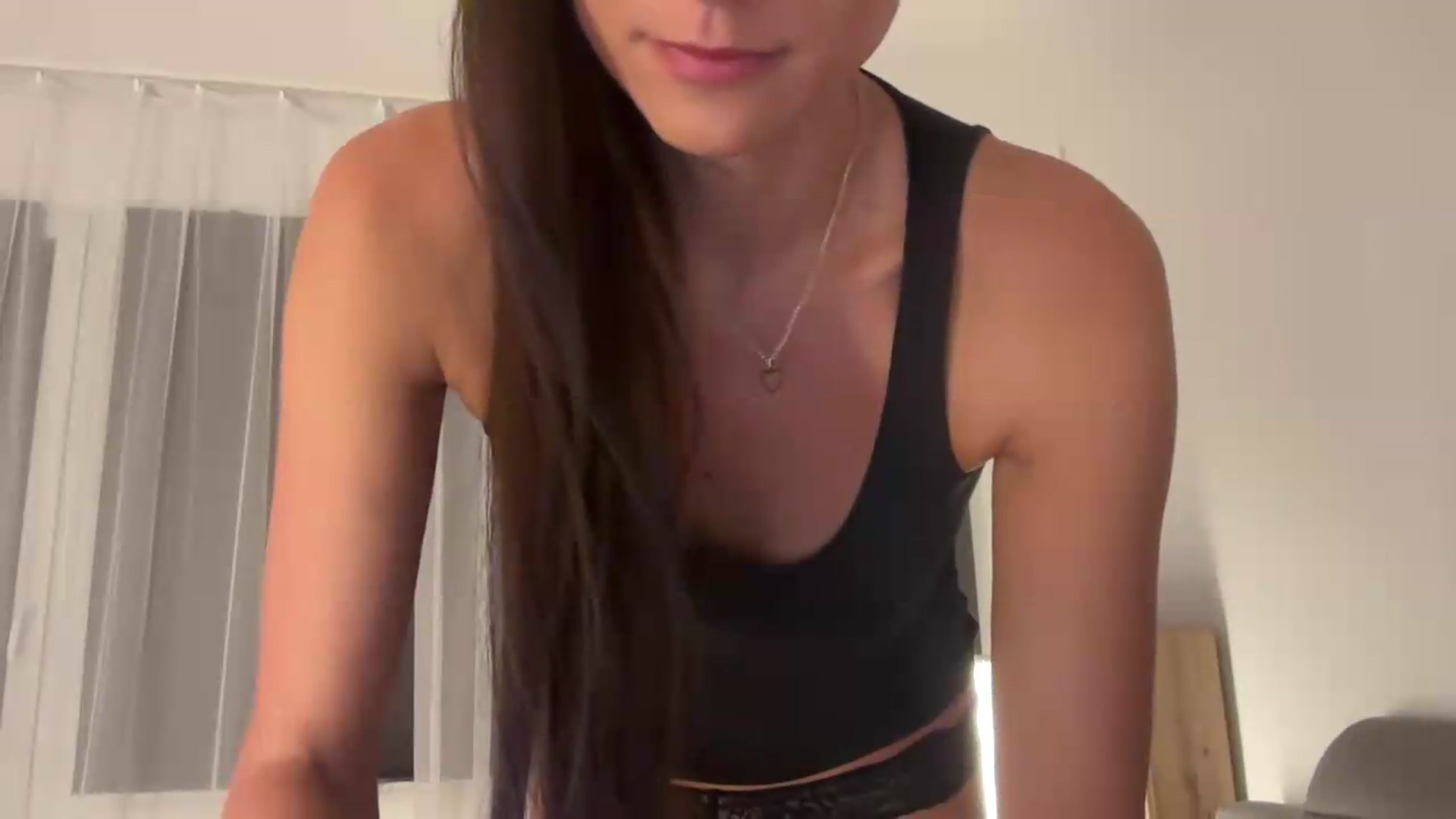 Gallery image thumbnail from CuteSisi's myfreecams stream on, 09/04/2026, 22:36 image 17 of 20