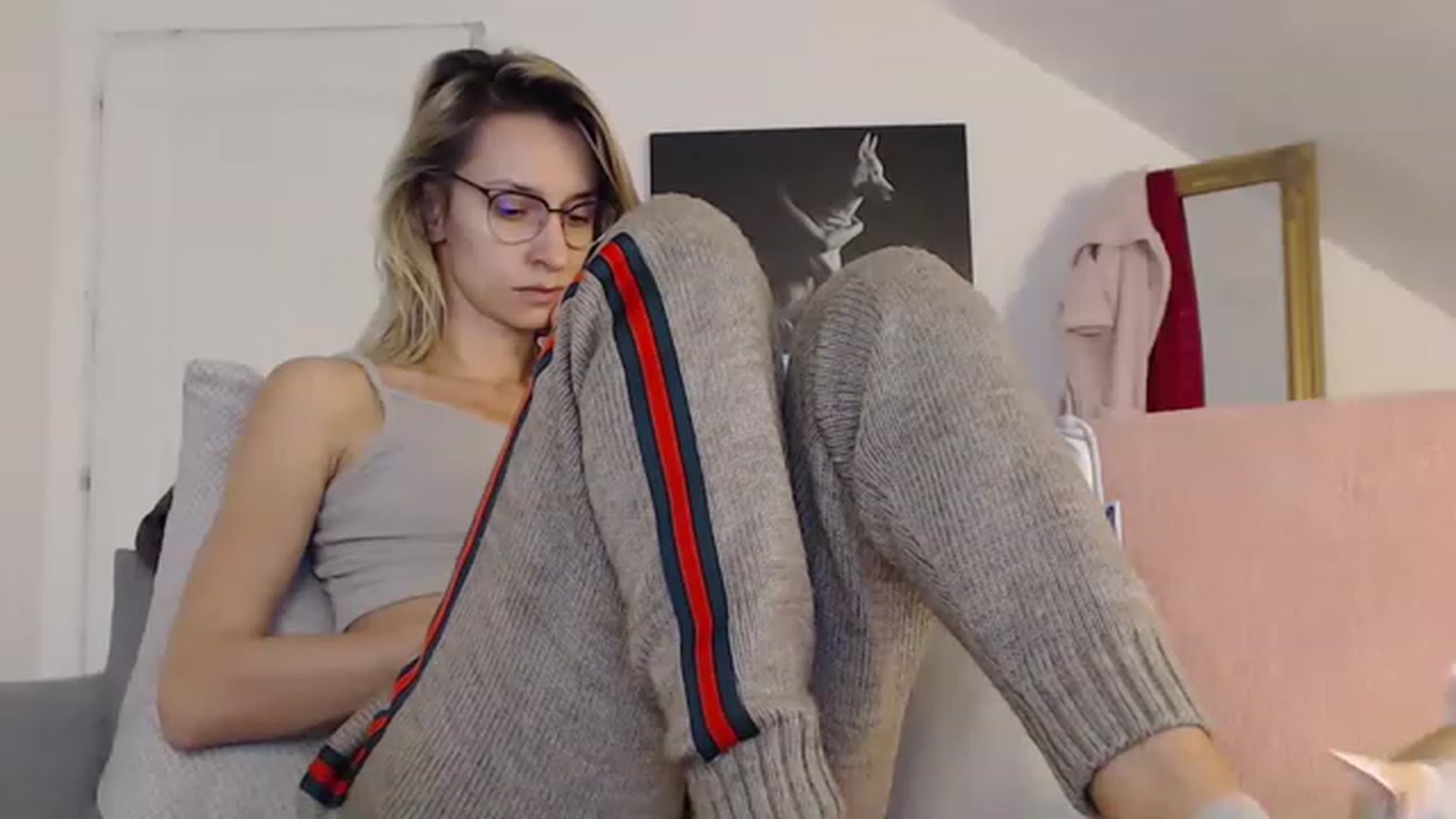 Gallery image thumbnail from CuteSophs's myfreecams stream on, 12/08/2022, 12:59 image 3 of 20