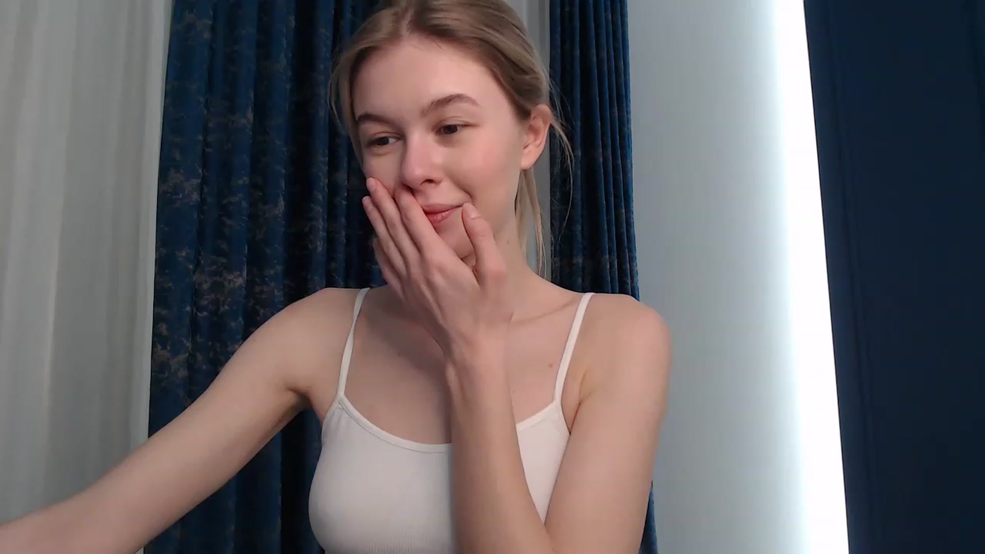 Gallery image thumbnail from Cute_BB's myfreecams stream on, 04/05/2023, 21:27 image 1 of 20