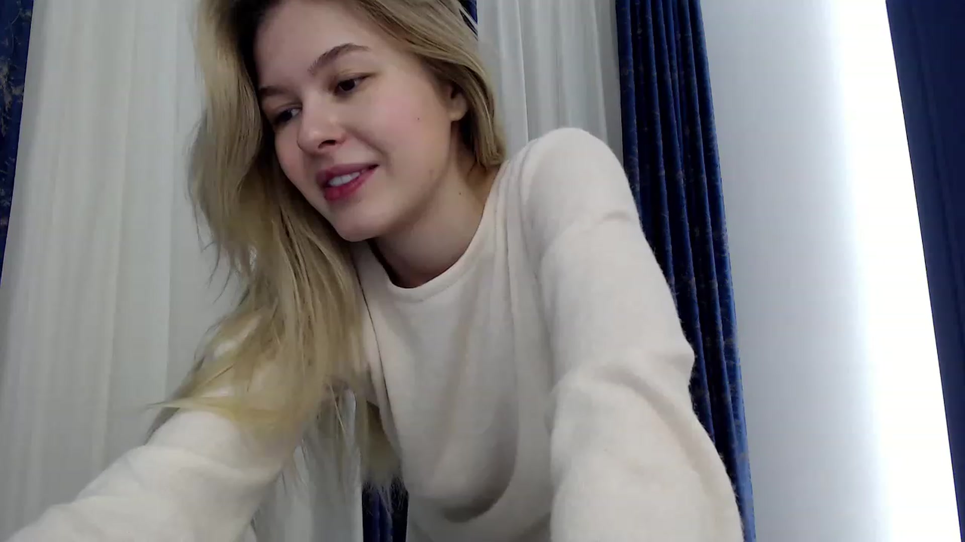 Gallery image thumbnail from Cute_BB's myfreecams stream on, 04/07/2023, 20:56 image 10 of 20