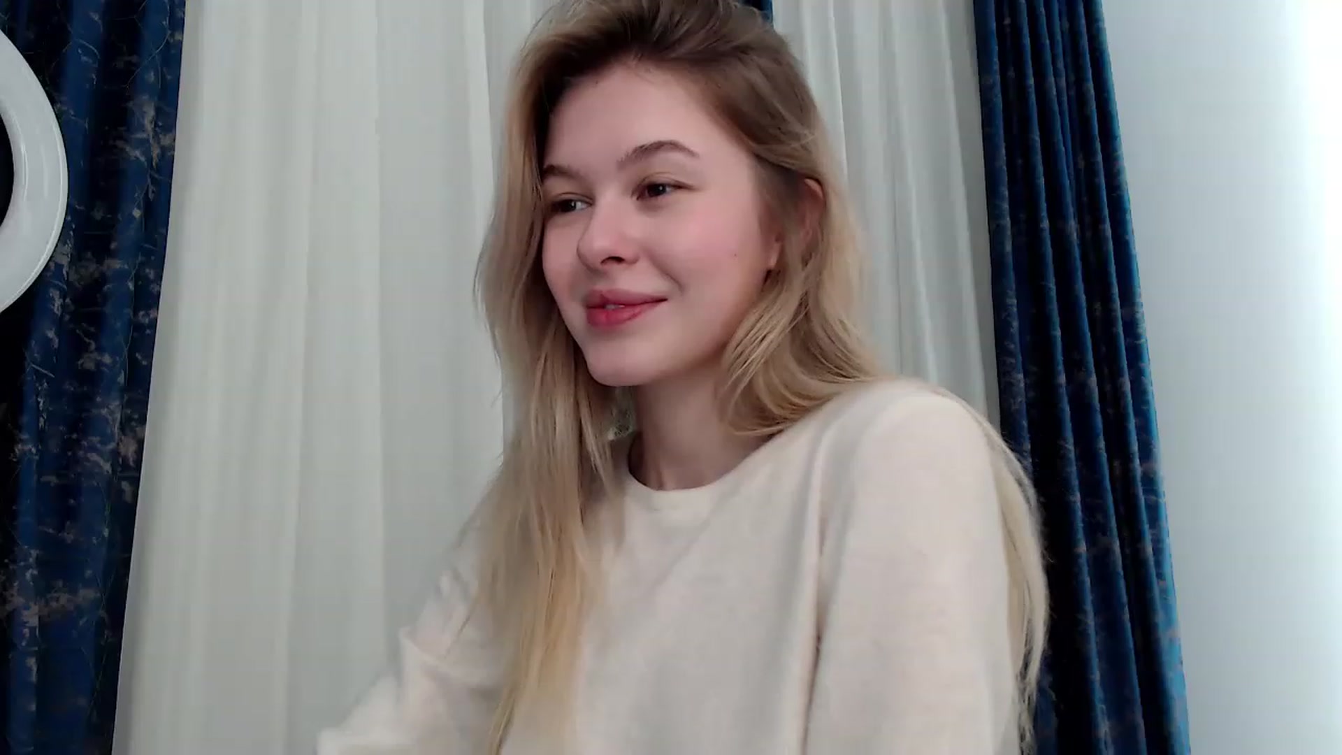 Gallery image thumbnail from Cute_BB's myfreecams stream on, 04/07/2023, 20:56 image 19 of 20