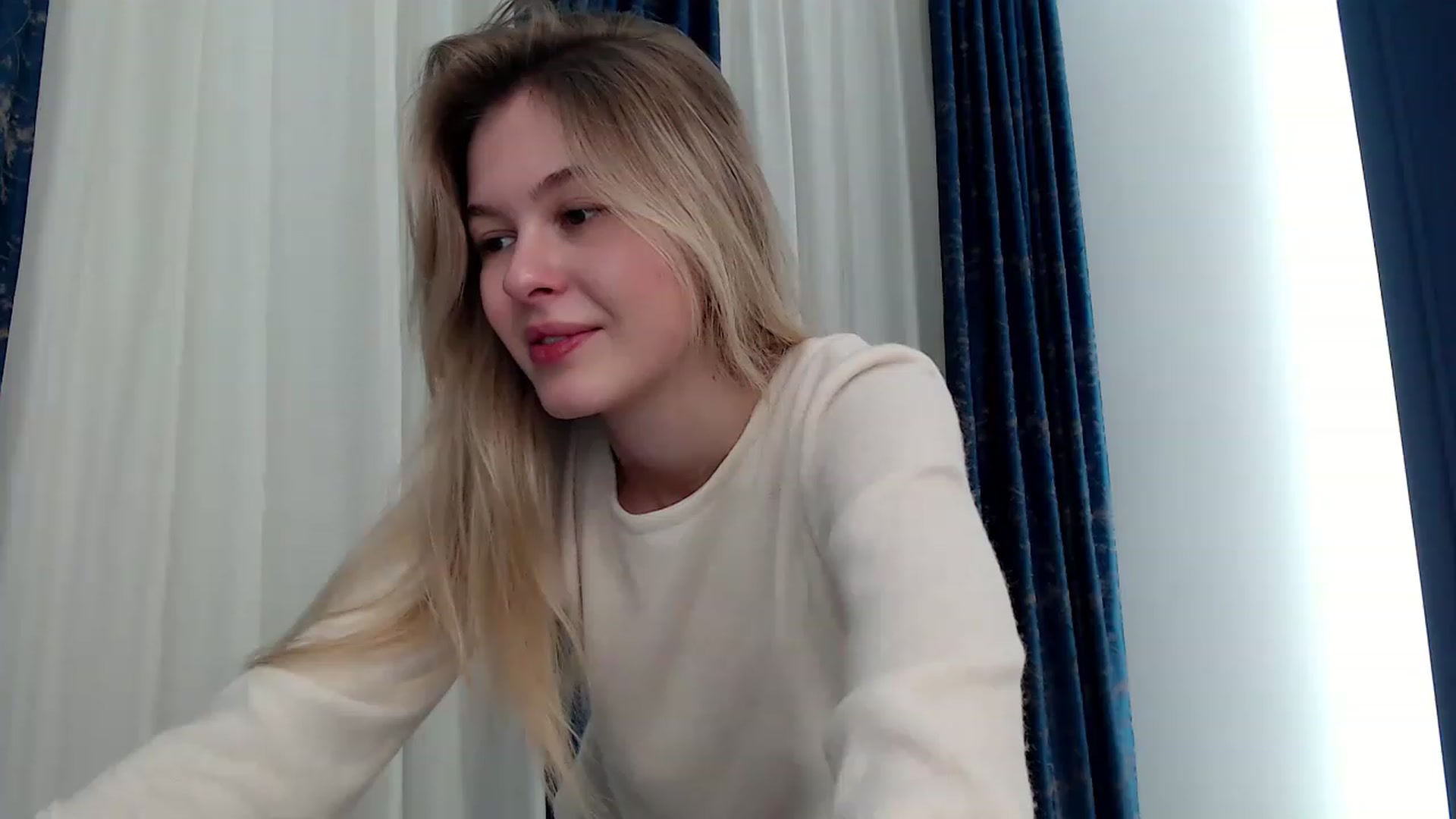 Gallery image thumbnail from Cute_BB's myfreecams stream on, 04/07/2023, 20:56 image 12 of 20