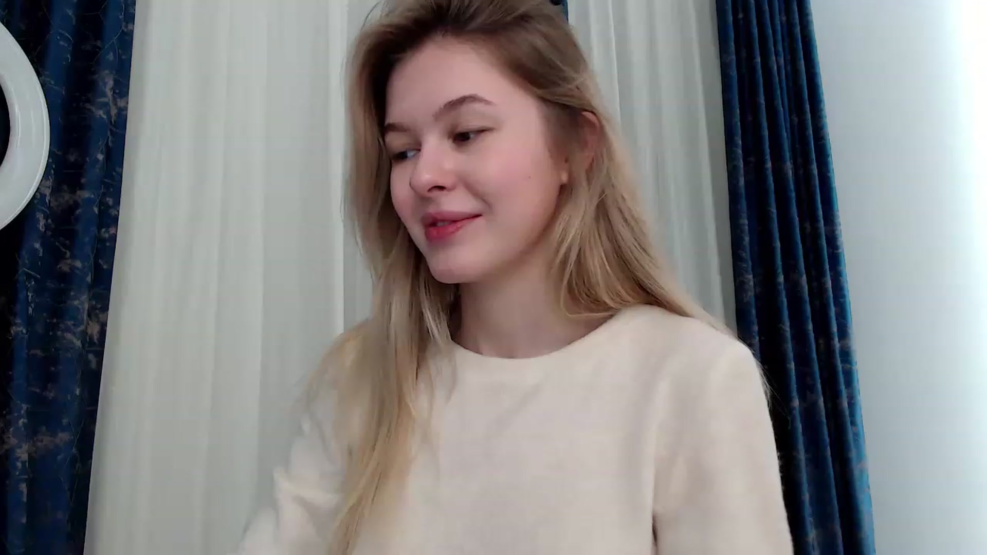 Gallery image thumbnail from Cute_BB's myfreecams stream on, 04/07/2023, 20:56 image 18 of 20