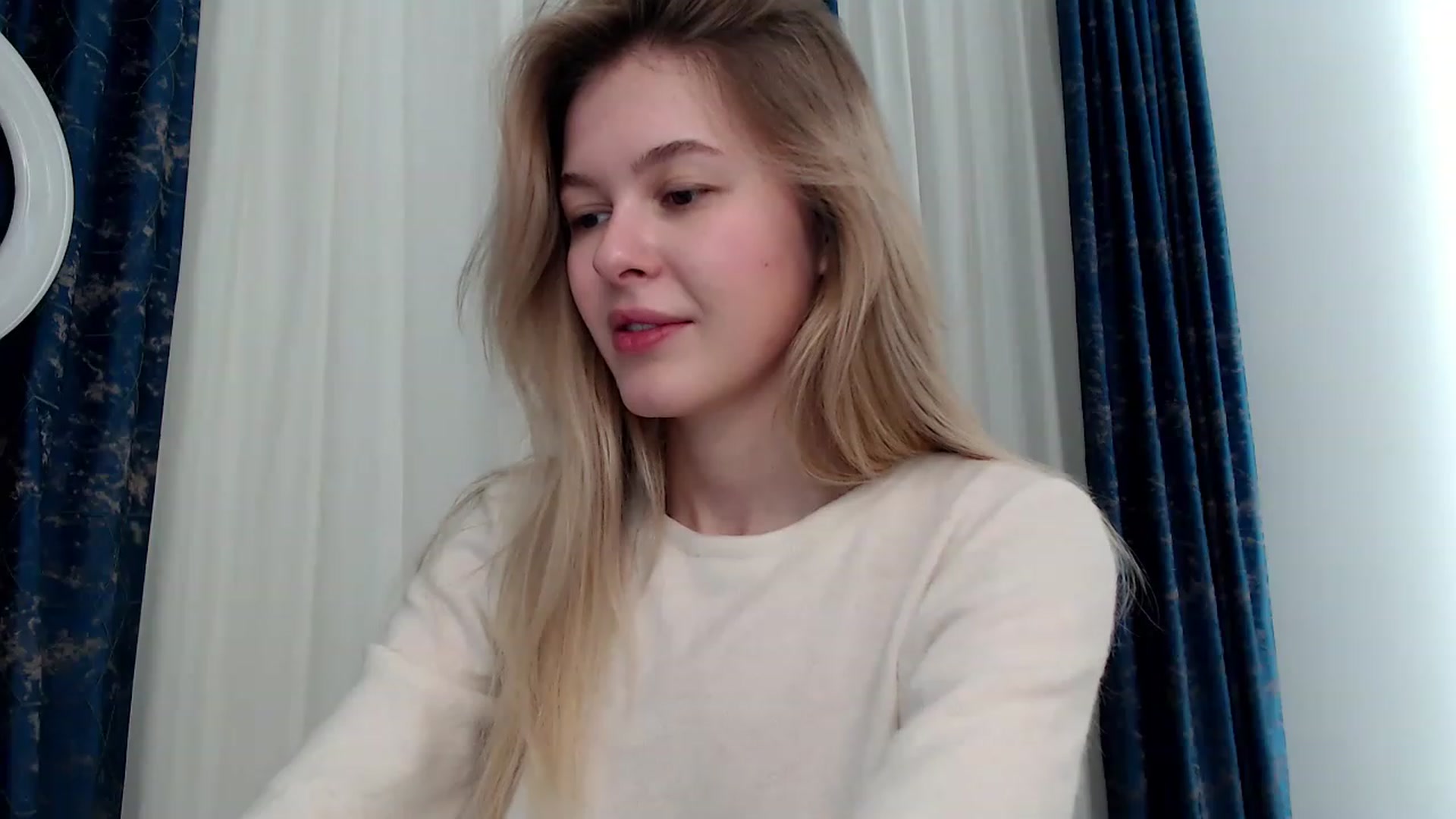 Gallery image thumbnail from Cute_BB's myfreecams stream on, 04/07/2023, 20:56 image 17 of 20
