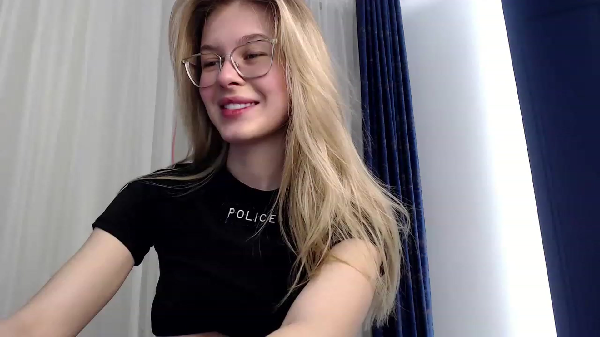 Gallery image thumbnail from Cute_BB's myfreecams stream on, 04/27/2023, 21:32 image 10 of 20