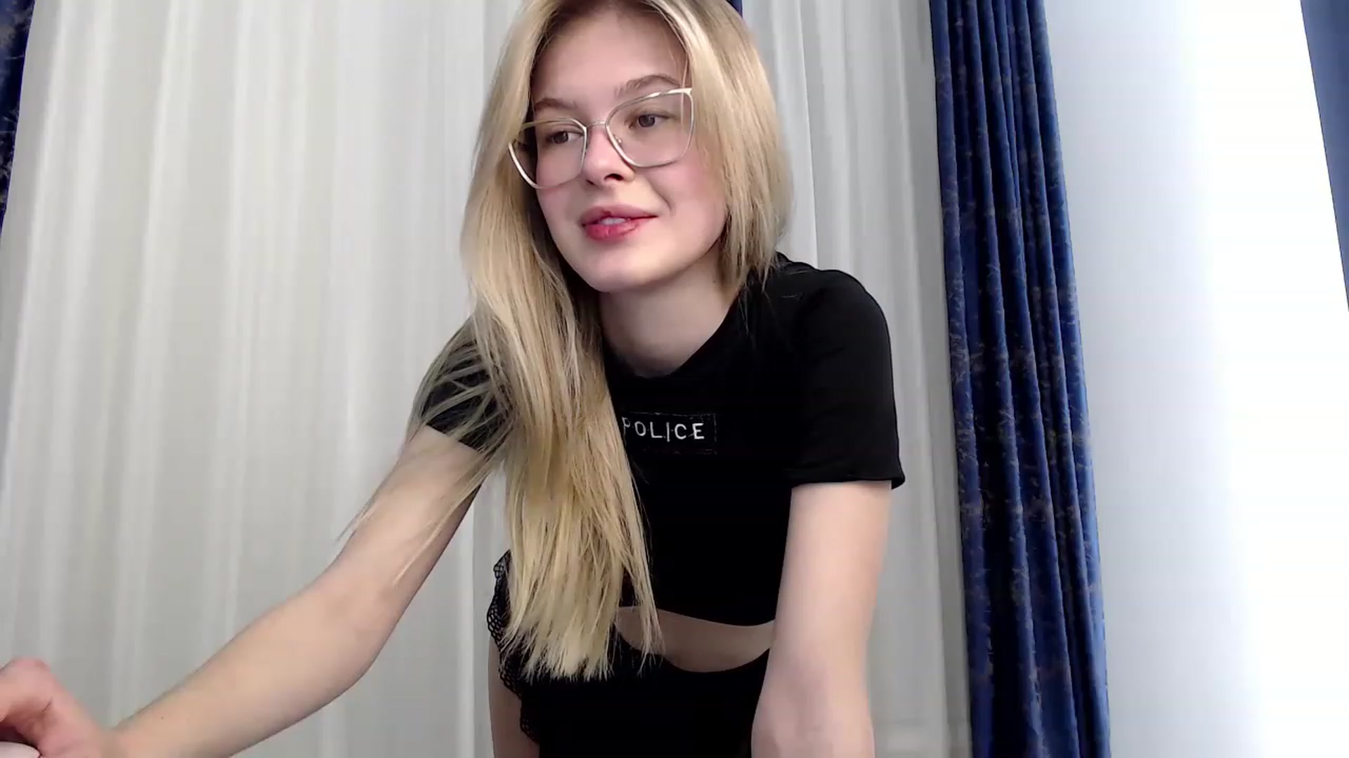 Gallery image thumbnail from Cute_BB's myfreecams stream on, 04/27/2023, 21:32 image 5 of 20