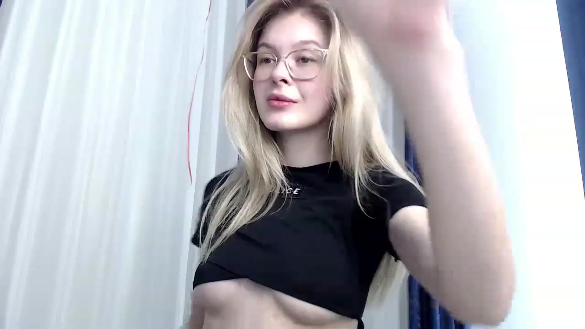 Gallery image thumbnail from Cute_BB's myfreecams stream on, 04/27/2023, 21:32 image 18 of 20