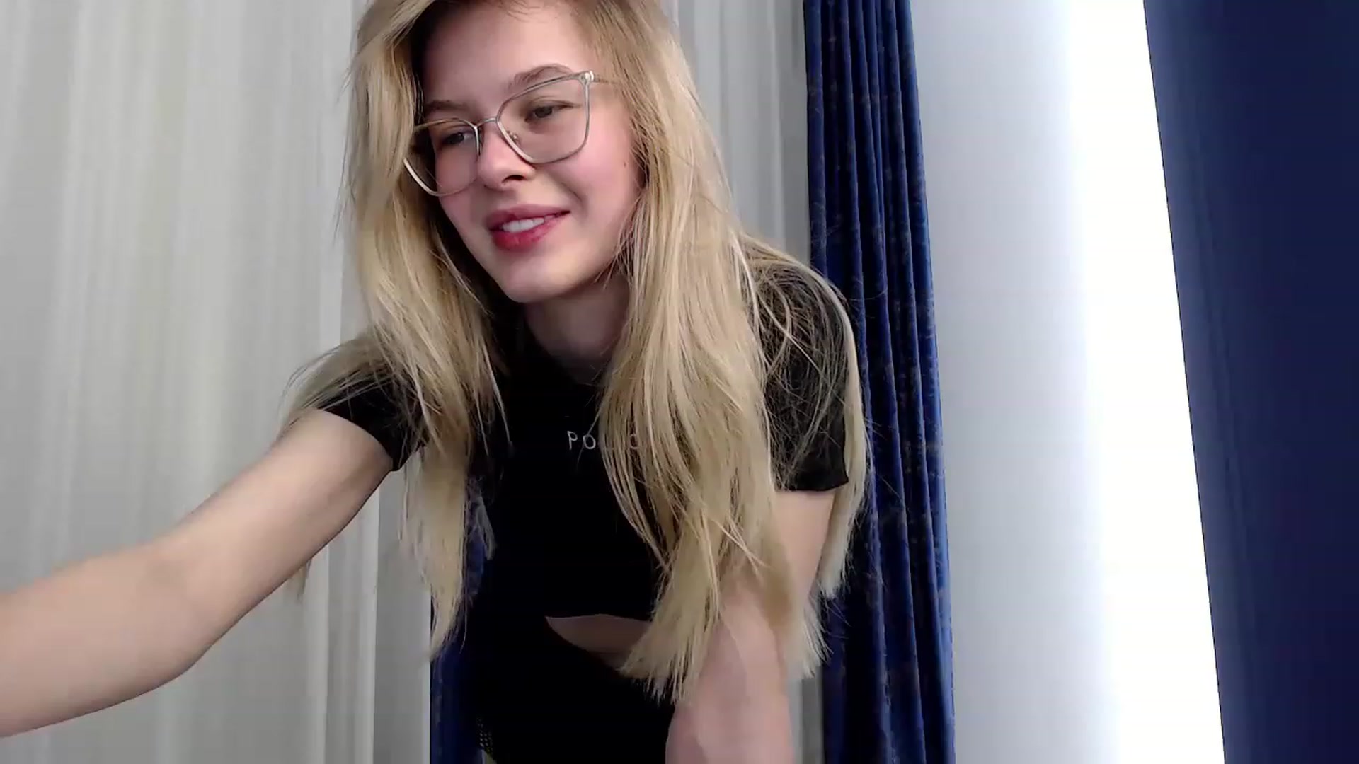 Gallery image thumbnail from Cute_BB's myfreecams stream on, 04/27/2023, 21:32 image 8 of 20