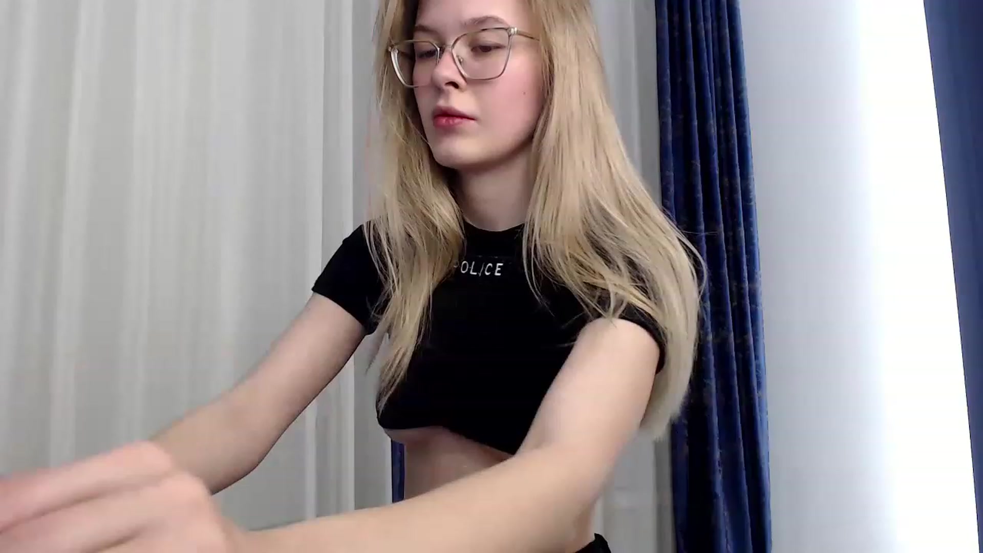 Gallery image thumbnail from Cute_BB's myfreecams stream on, 04/27/2023, 21:32 image 2 of 20