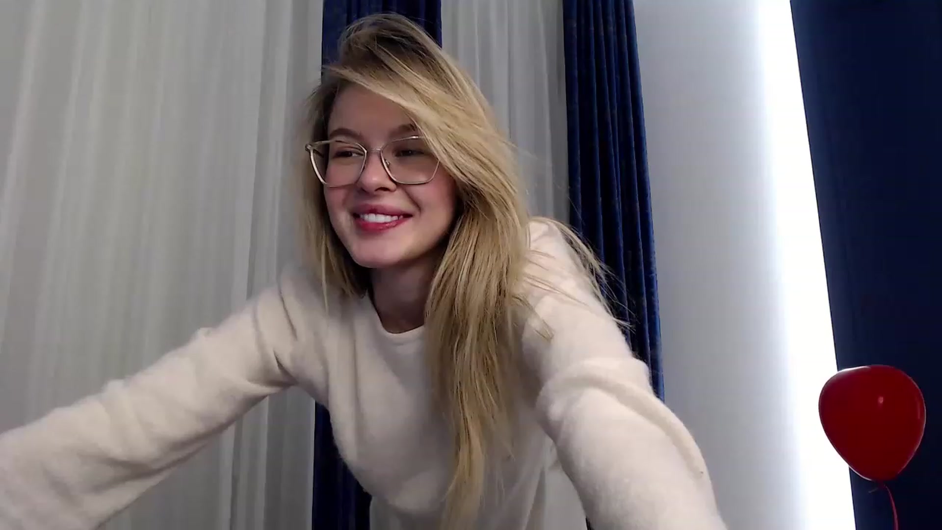 Gallery image thumbnail from Cute_BB's myfreecams stream on, 04/29/2023, 21:02 image 2 of 20