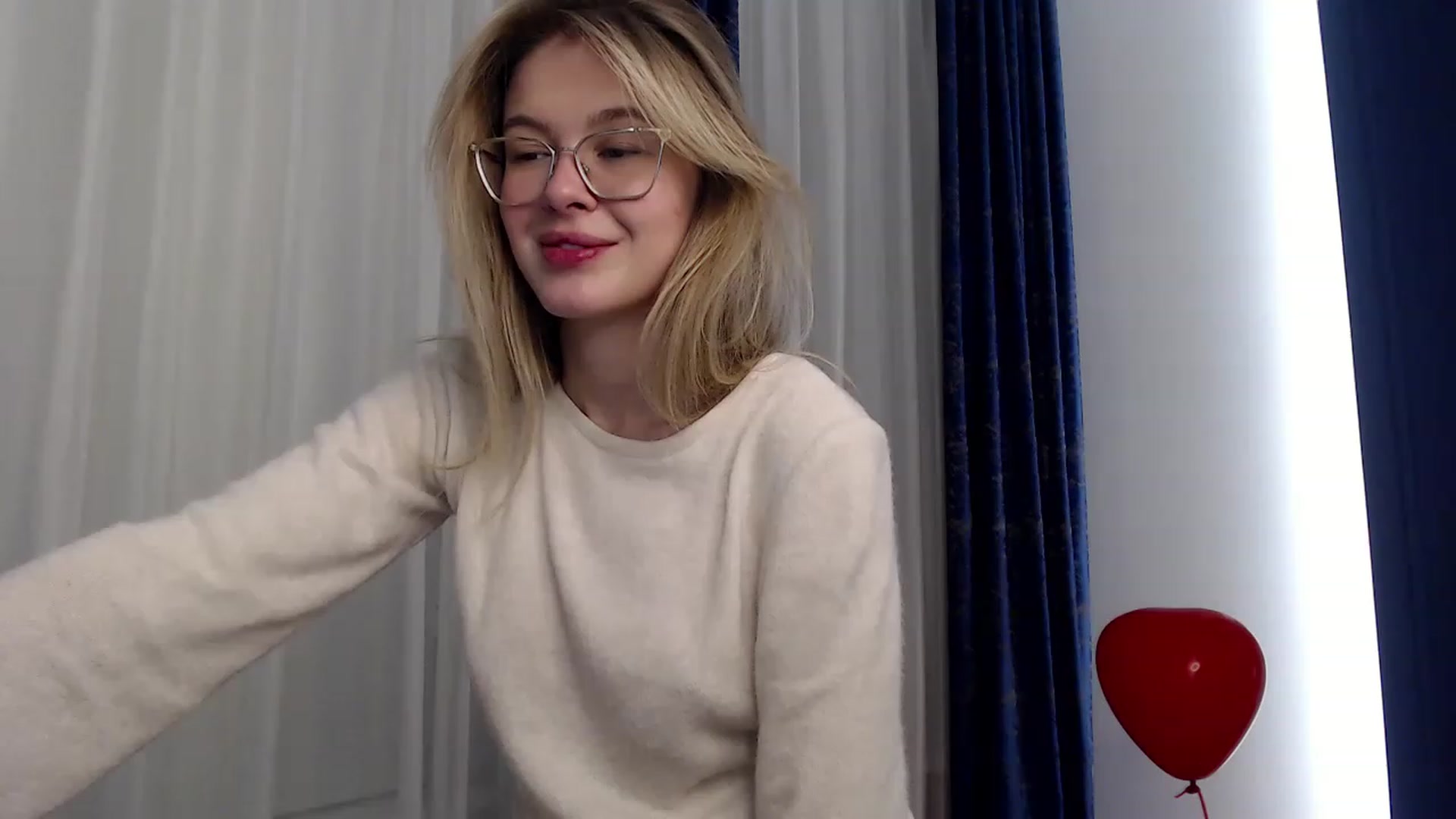 Gallery image thumbnail from Cute_BB's myfreecams stream on, 04/29/2023, 21:02 image 12 of 20