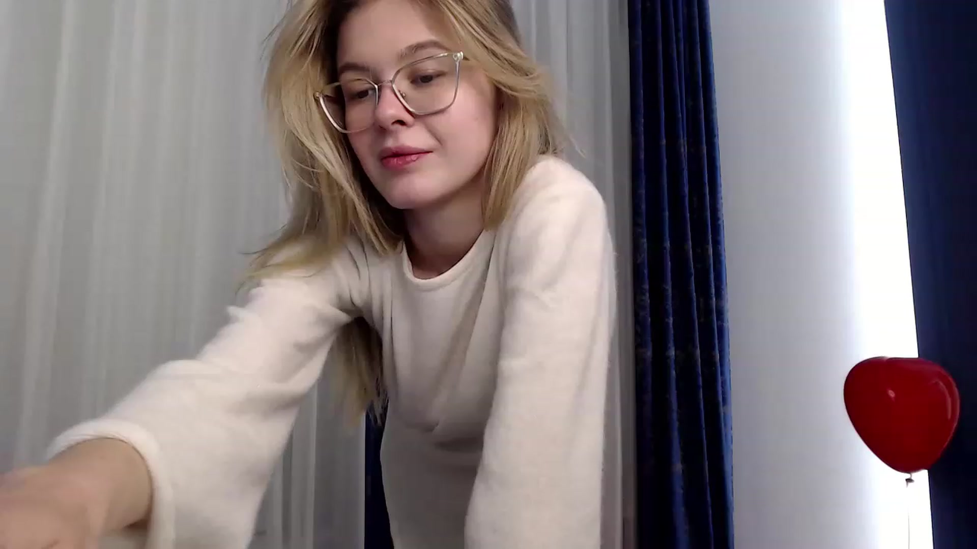 Gallery image thumbnail from Cute_BB's myfreecams stream on, 04/29/2023, 21:02 image 9 of 20