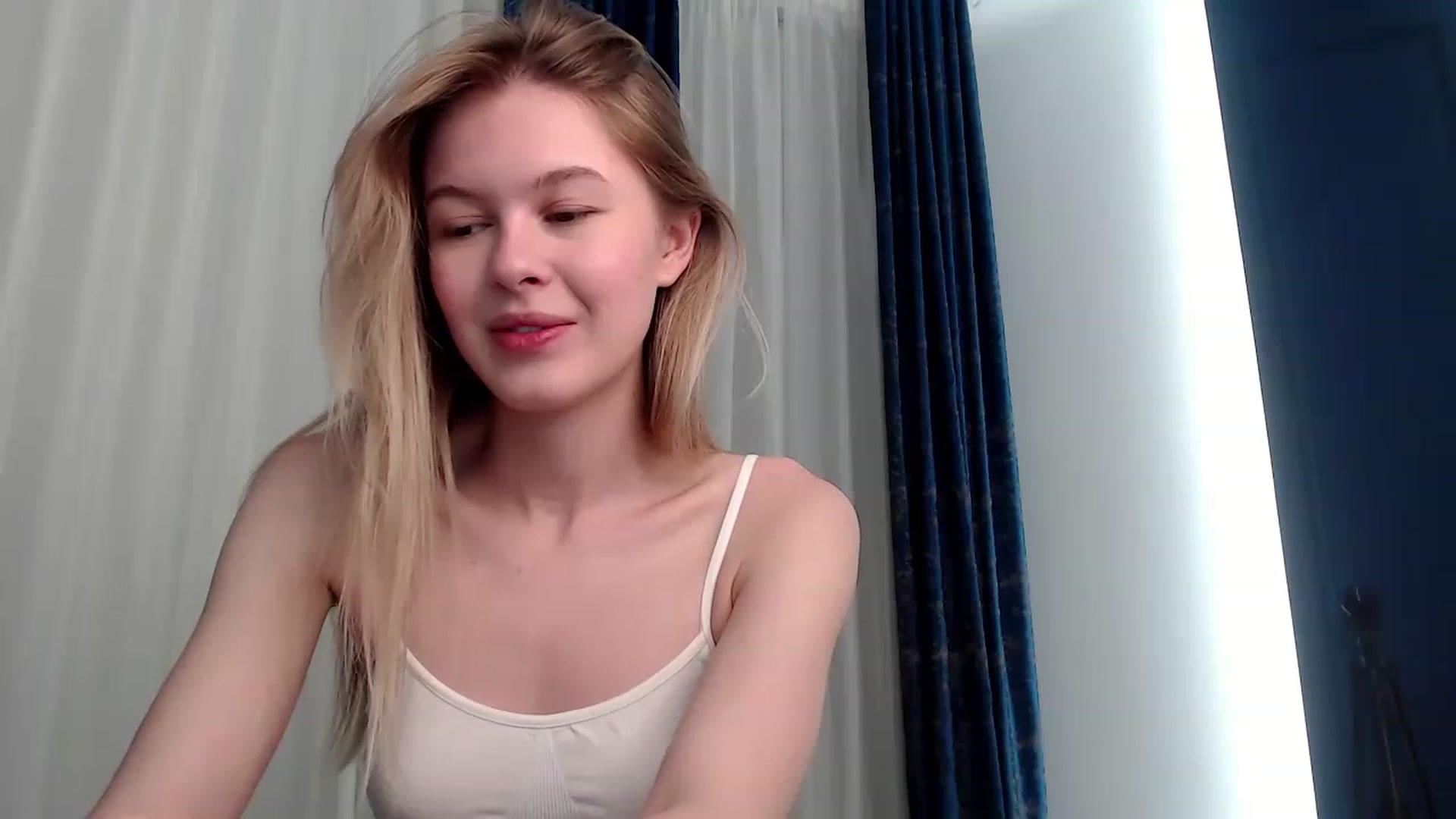 Gallery image thumbnail from Cute_BB's myfreecams stream on, 05/21/2023, 21:35 image 15 of 20