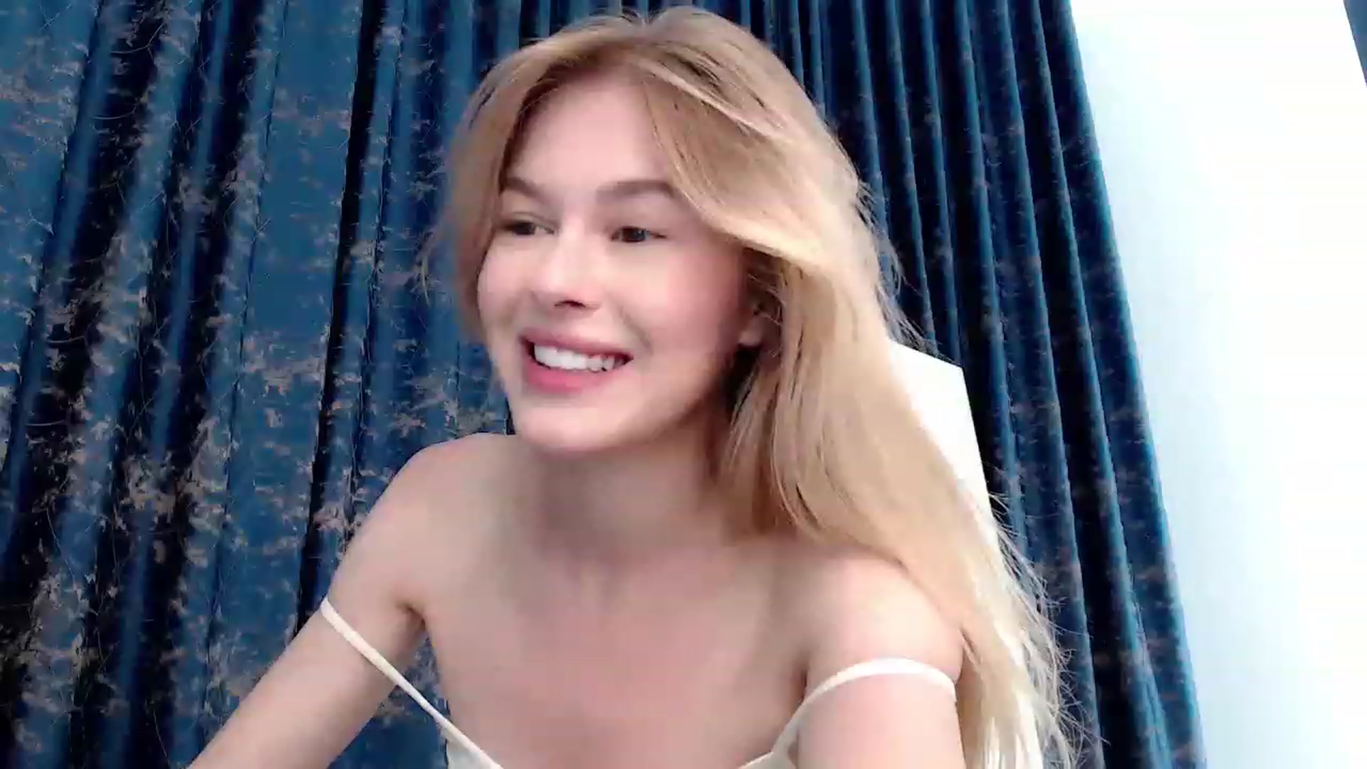 Gallery image thumbnail from Cute_BB's myfreecams stream on, 07/02/2023, 21:24 image 14 of 20