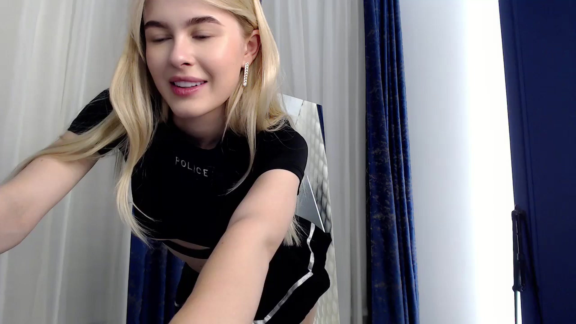 Gallery image thumbnail from Cute_BB's myfreecams stream on, 07/08/2023, 21:40 image 3 of 20
