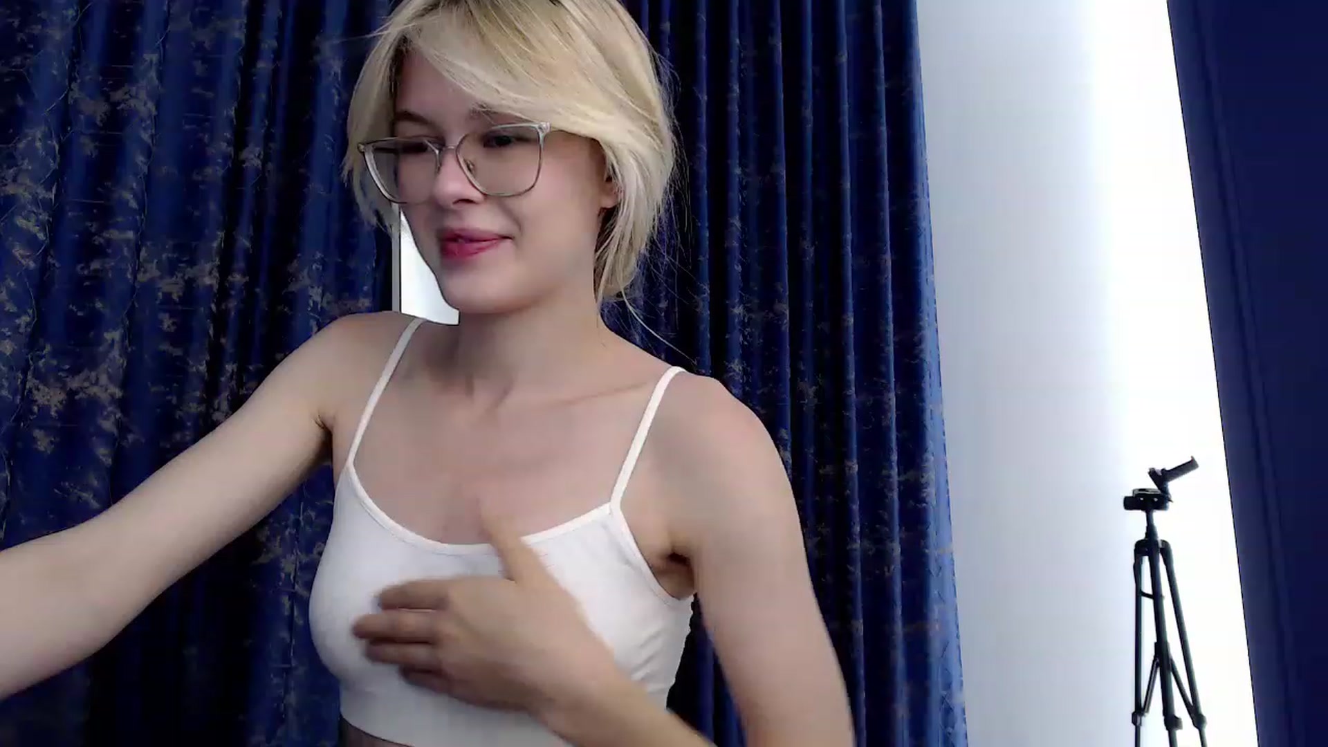 Gallery image thumbnail from Cute_BB's myfreecams stream on, 07/26/2023, 22:05 image 11 of 20