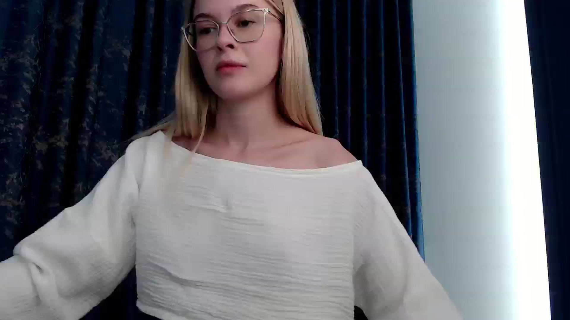 Gallery image thumbnail from Cute_BB's myfreecams stream on, 07/29/2023, 20:22 image 14 of 20