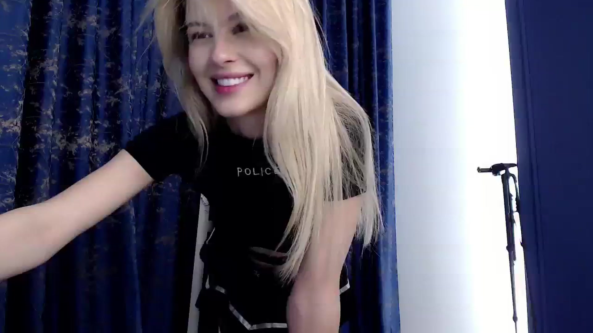 Gallery image thumbnail from Cute_BB's myfreecams stream on, 08/11/2023, 21:55 image 10 of 20
