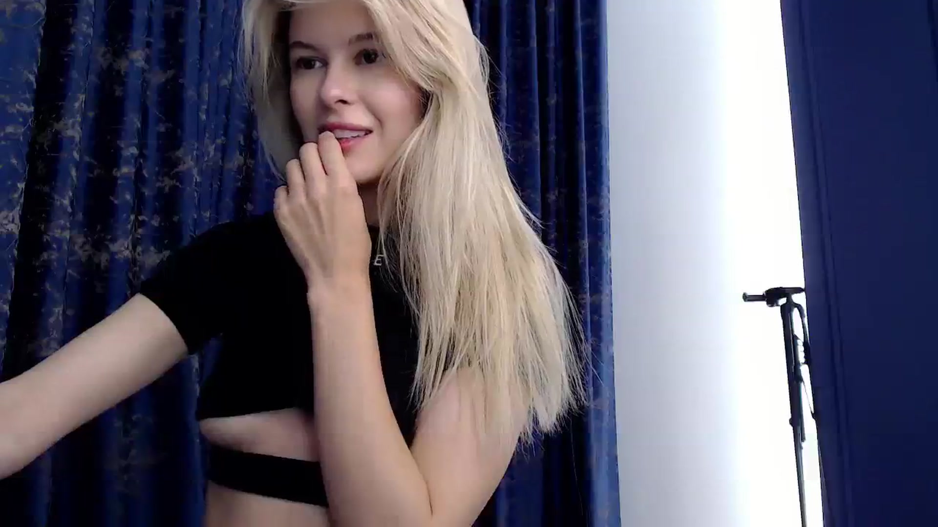 Gallery image thumbnail from Cute_BB's myfreecams stream on, 08/11/2023, 21:55 image 13 of 20