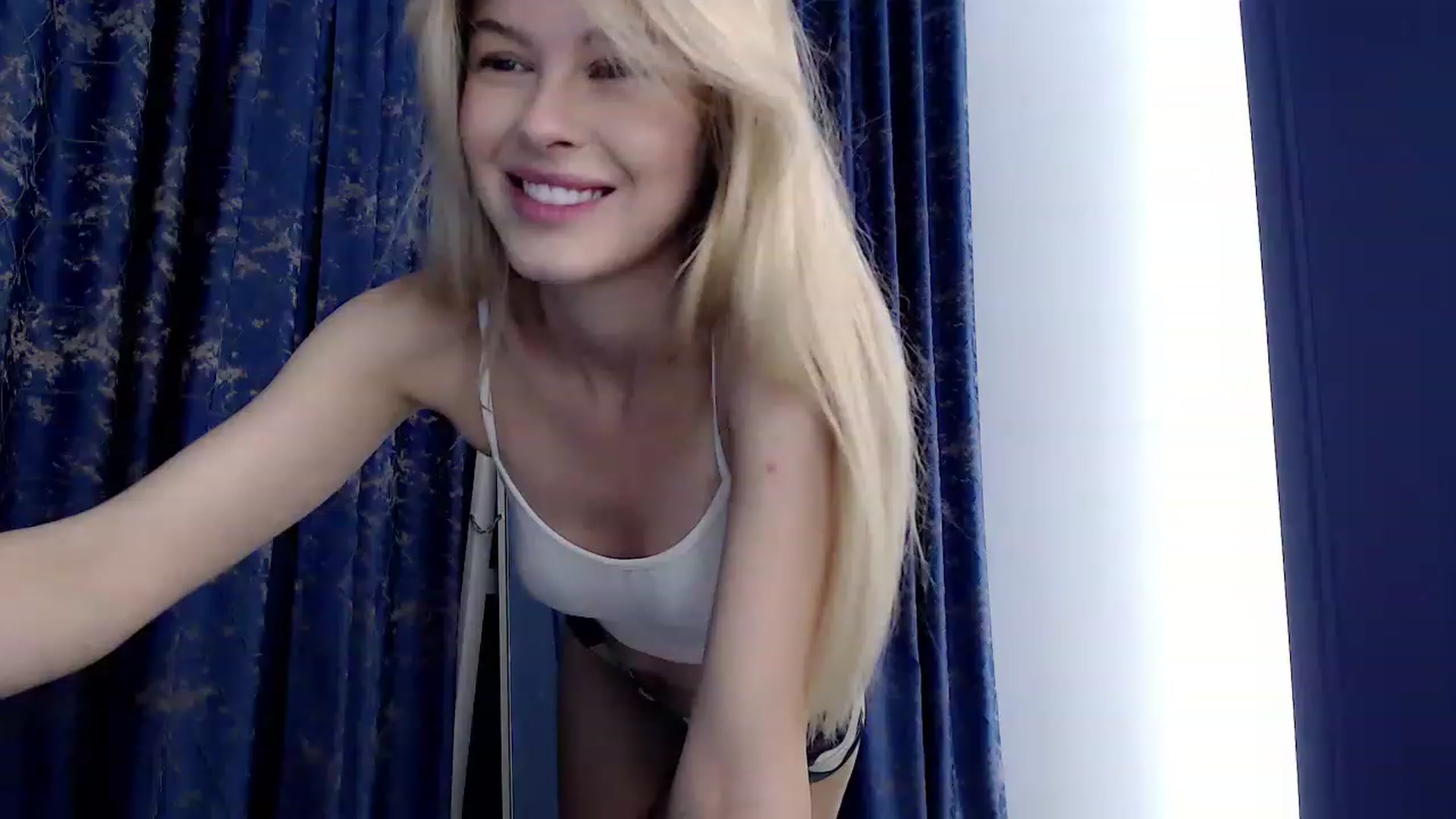Gallery image thumbnail from Cute_BB's myfreecams stream on, 08/13/2023, 20:54 image 16 of 20