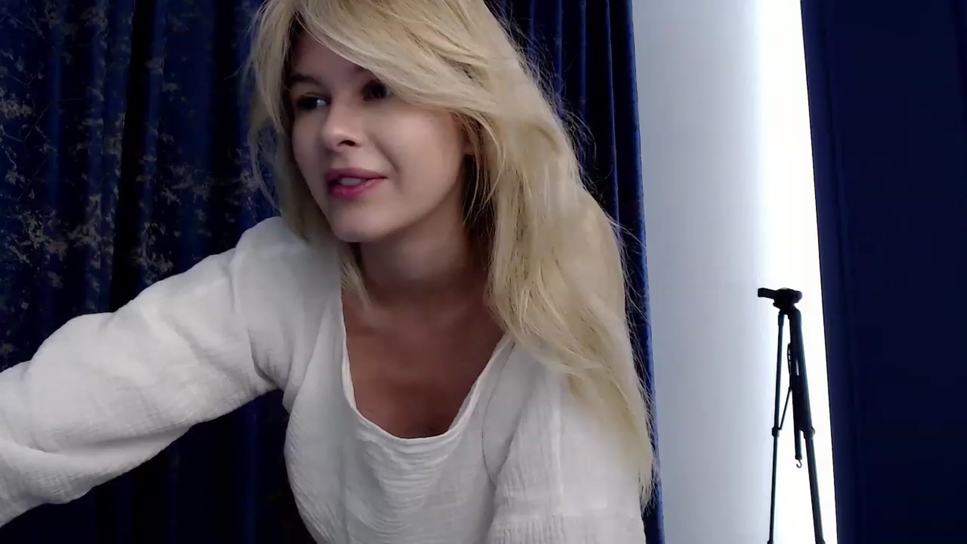 Gallery image thumbnail from Cute_BB's myfreecams stream on, 08/22/2023, 20:45 image 5 of 20