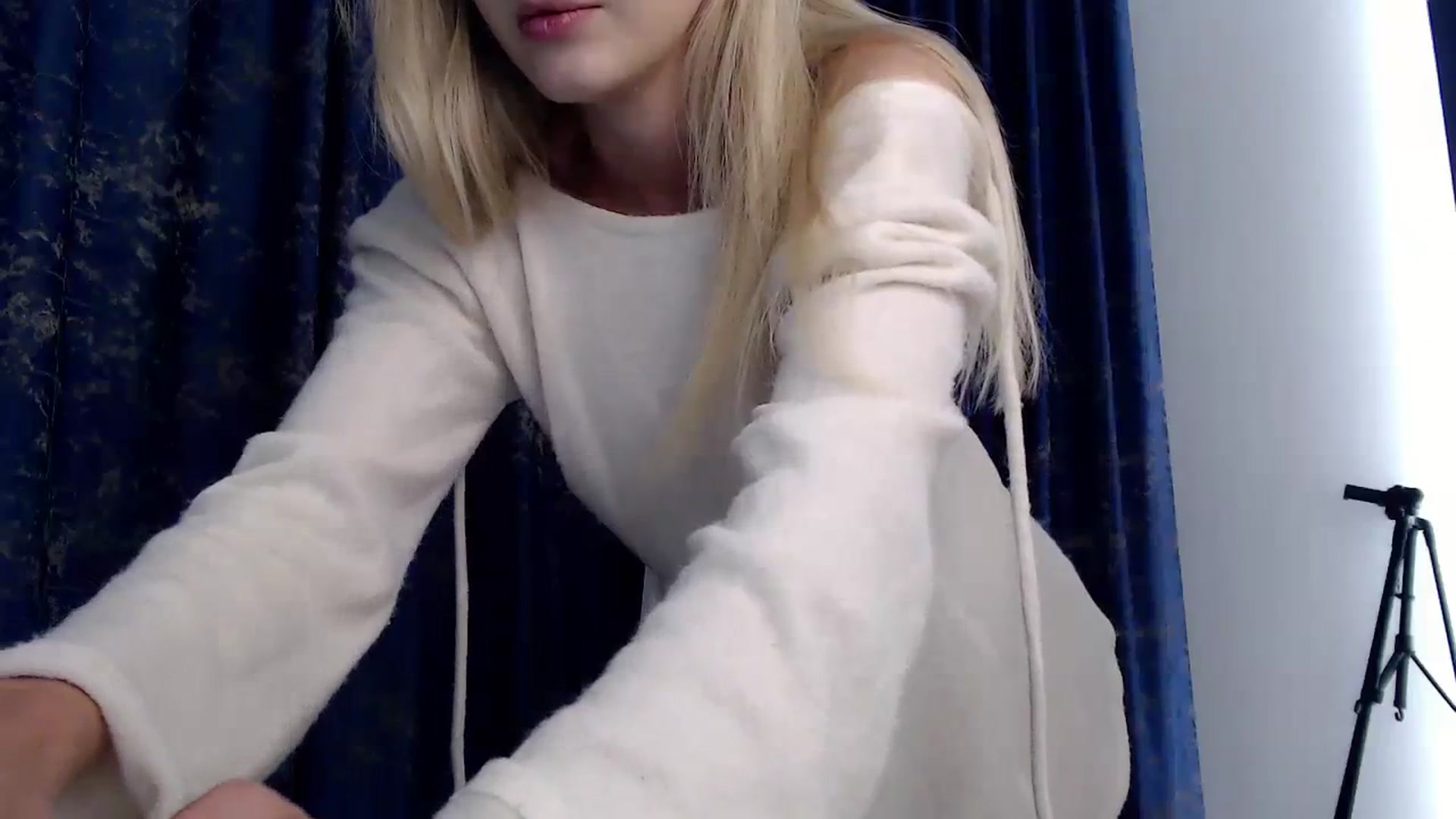 Gallery image thumbnail from Cute_BB's myfreecams stream on, 08/31/2023, 21:47 image 12 of 20