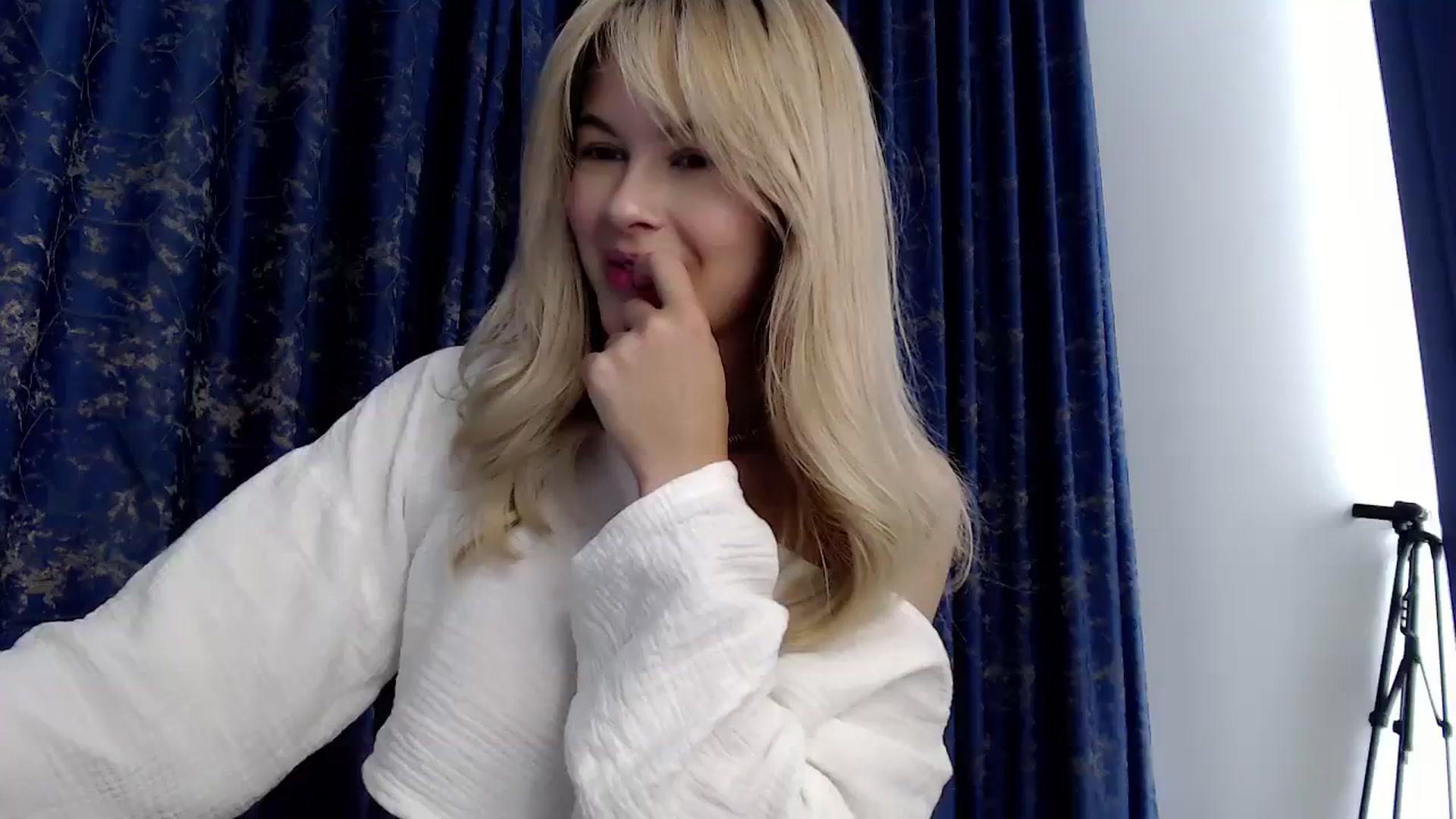 Gallery image thumbnail from Cute_BB's myfreecams stream on, 09/11/2023, 21:04 image 2 of 20