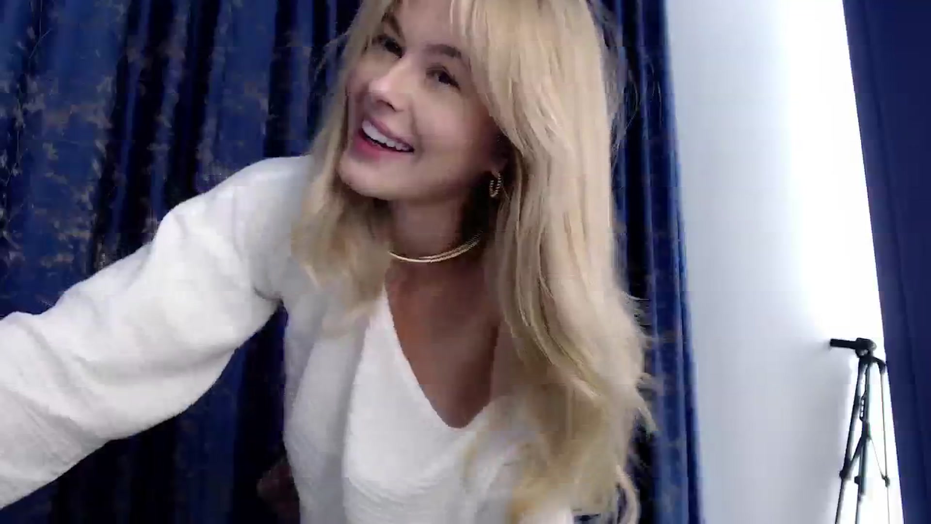 Gallery image thumbnail from Cute_BB's myfreecams stream on, 09/11/2023, 21:36 image 2 of 20