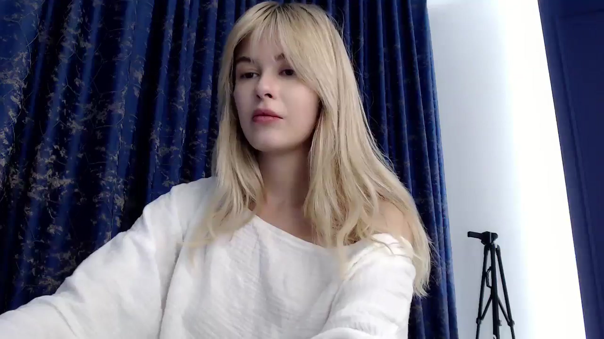 Gallery image thumbnail from Cute_BB's myfreecams stream on, 09/18/2023, 21:16 image 19 of 20