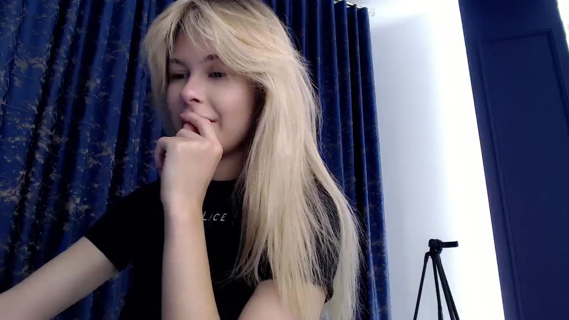 Gallery image thumbnail from Cute_BB's myfreecams stream on, 09/25/2023, 21:47 image 15 of 20