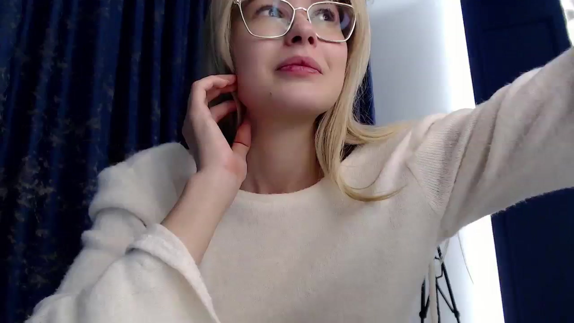 Gallery image thumbnail from Cute_BB's myfreecams stream on, 10/02/2023, 21:25 image 18 of 20