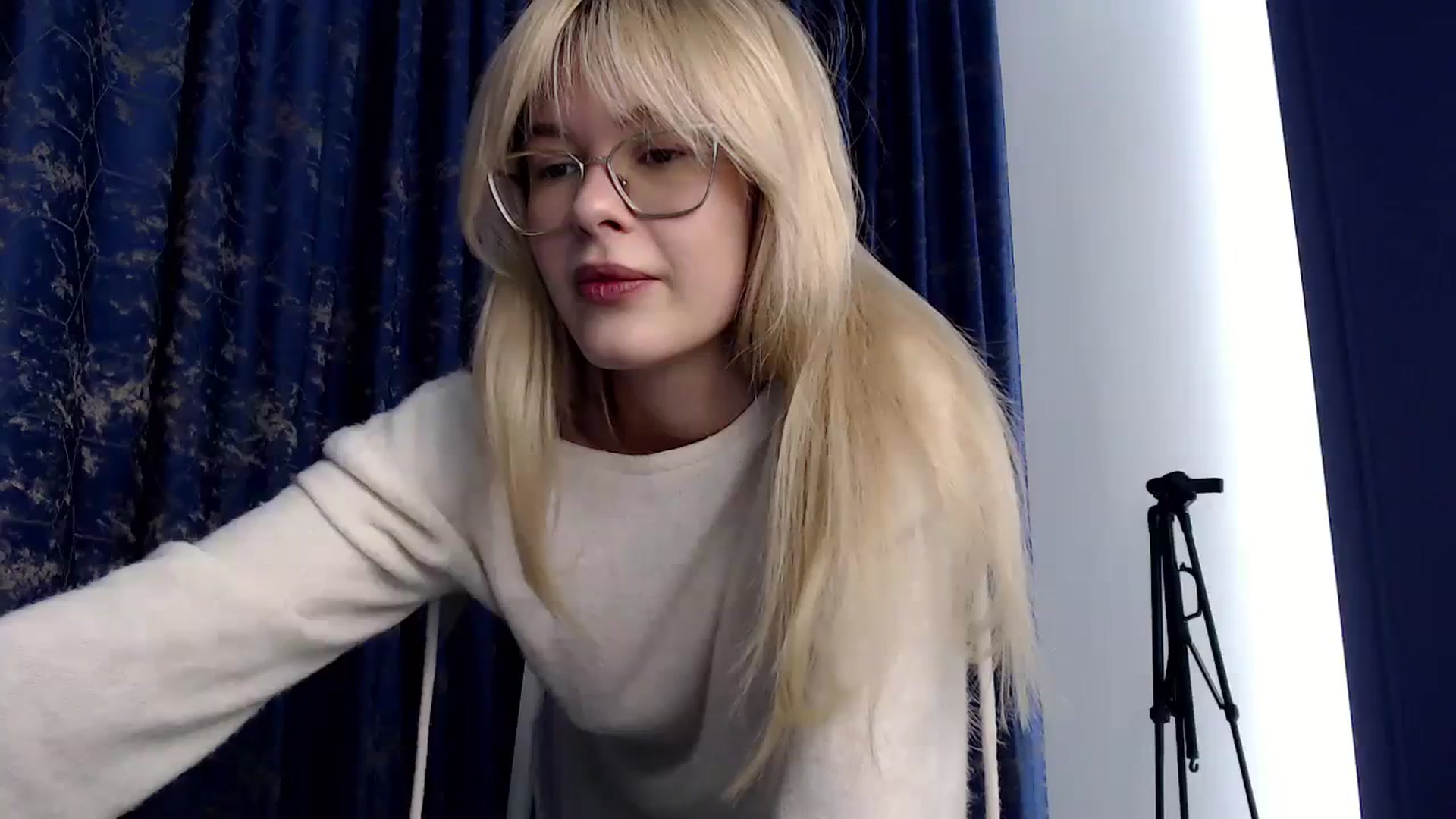 Gallery image thumbnail from Cute_BB's myfreecams stream on, 10/09/2023, 21:10 image 6 of 20