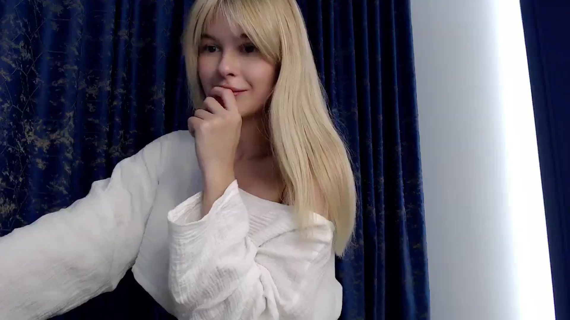 Gallery image thumbnail from Cute_BB's myfreecams stream on, 10/12/2023, 21:40 image 2 of 20