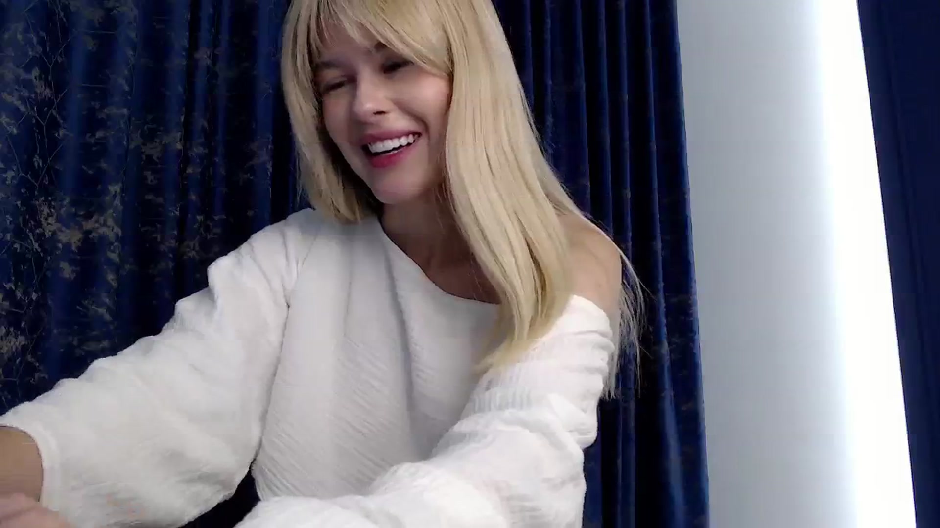 Gallery image thumbnail from Cute_BB's myfreecams stream on, 10/12/2023, 21:40 image 4 of 20