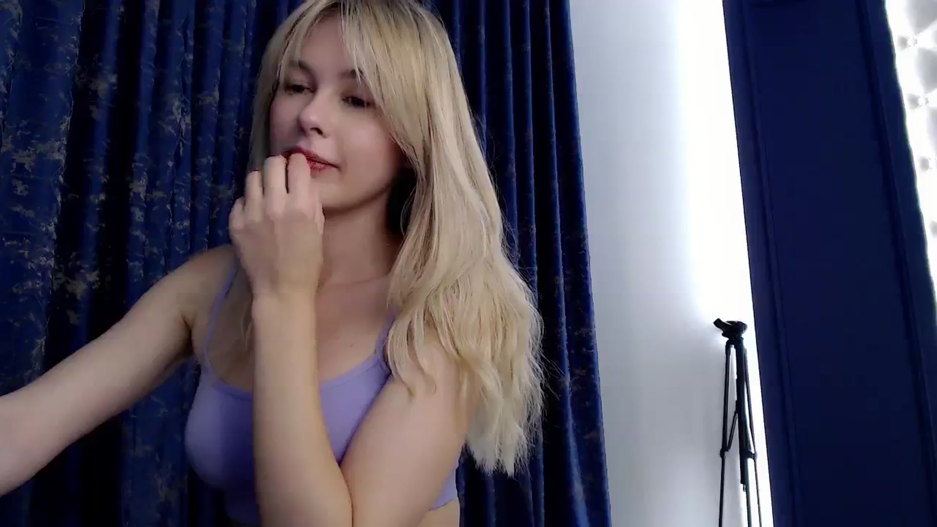 Gallery image thumbnail from Cute_BB's myfreecams stream on, 10/16/2023, 21:56 image 8 of 20